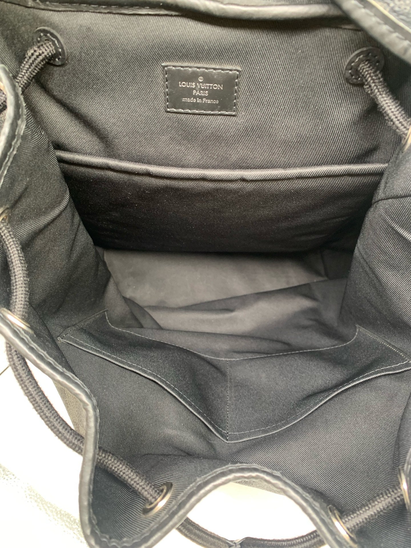 Louis Vuitton - Zack - Synthetic - Grey - (medium)