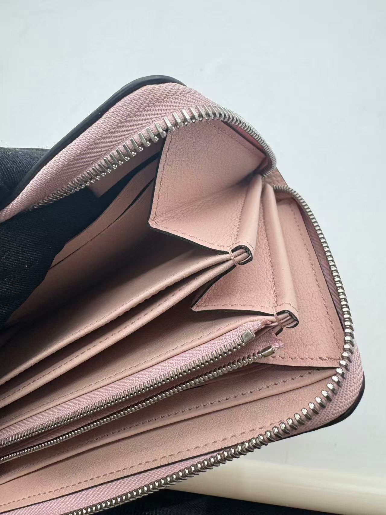 Louis Vuitton - Zippy Wallet - Calfskin leather - Pink - (Small)