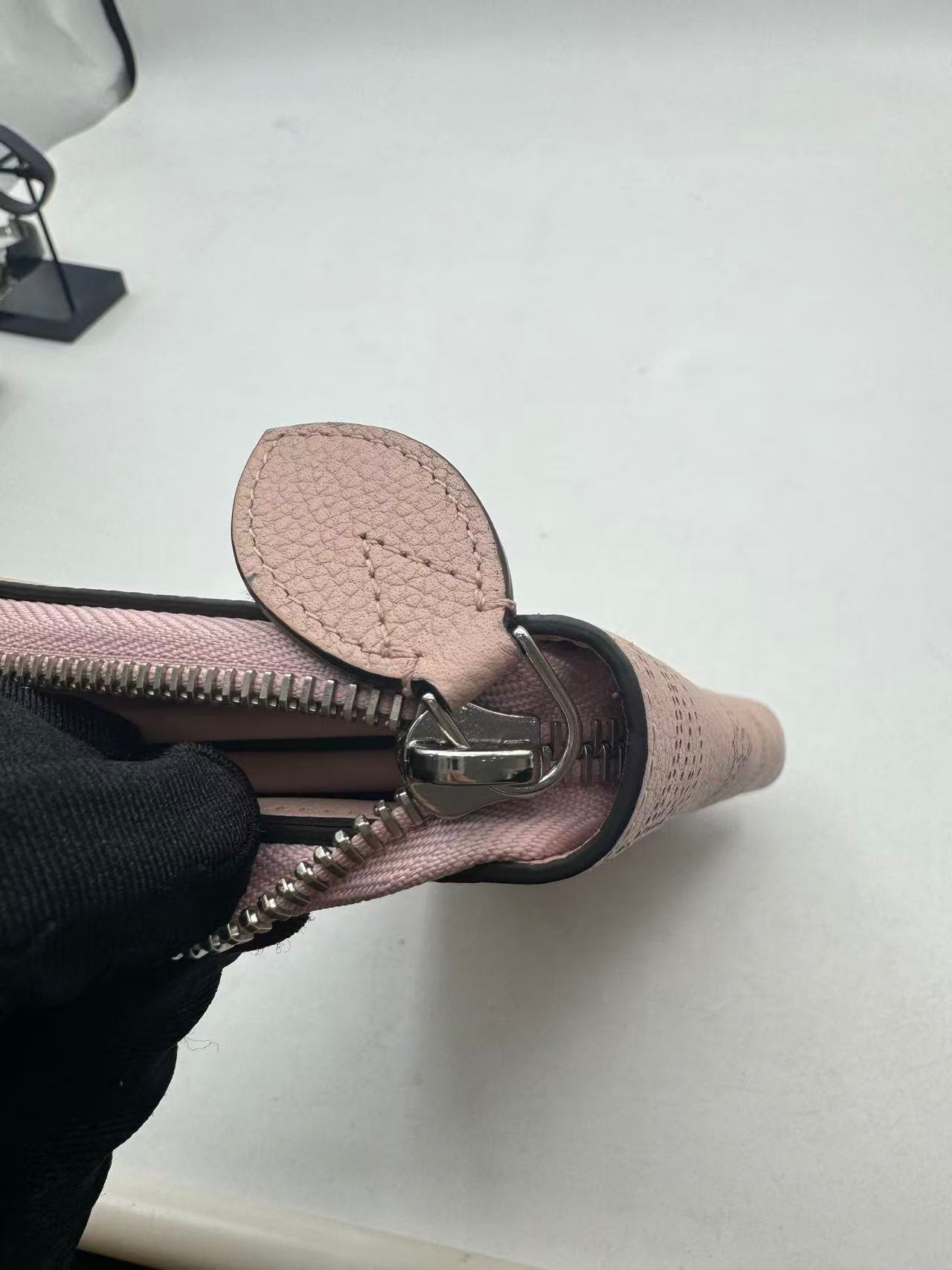 Louis Vuitton - Zippy Wallet - Calfskin leather - Pink - (Small)