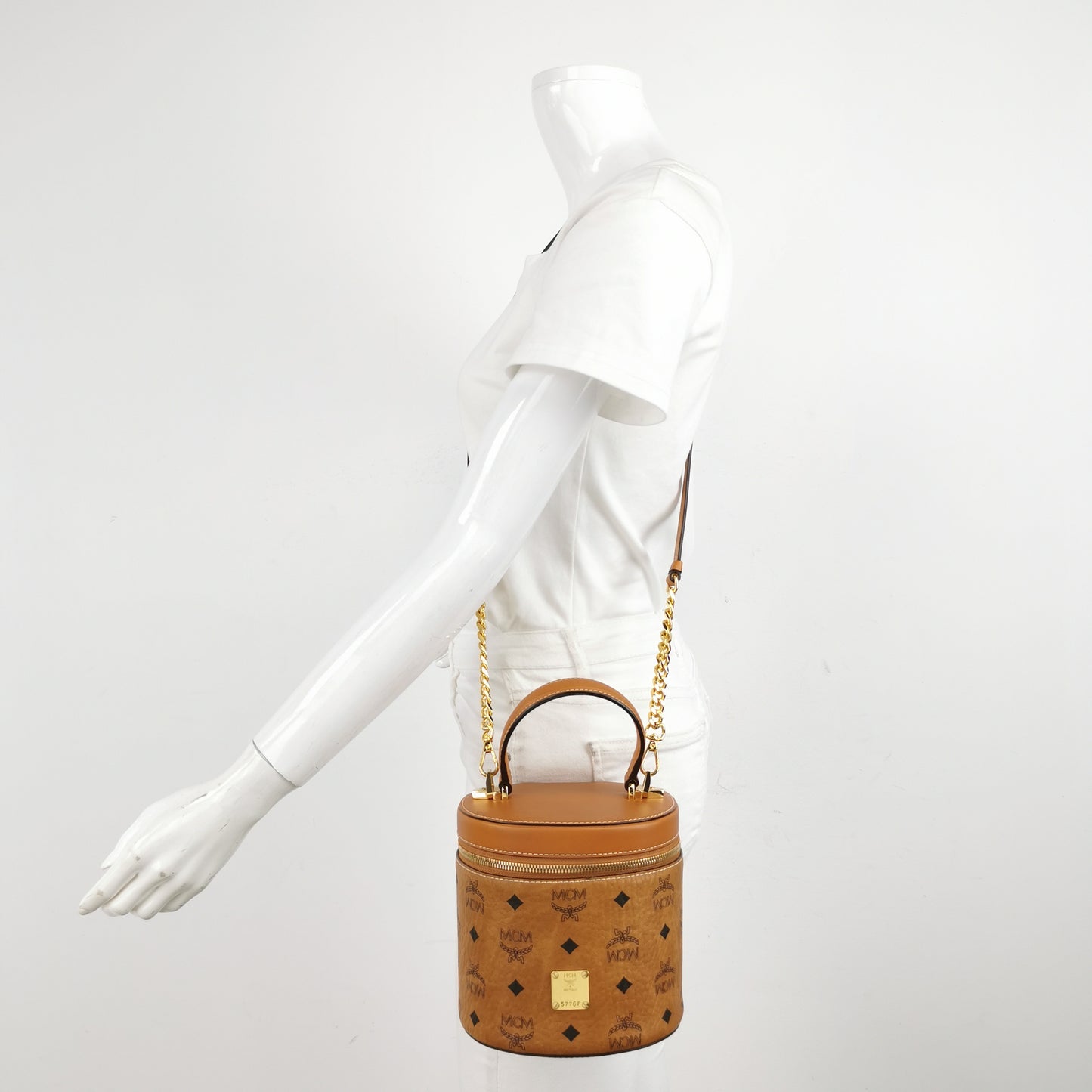 MCM - Visetos Bucket Bag - Visetos coated canvas with leather trim - Brown - (mini)