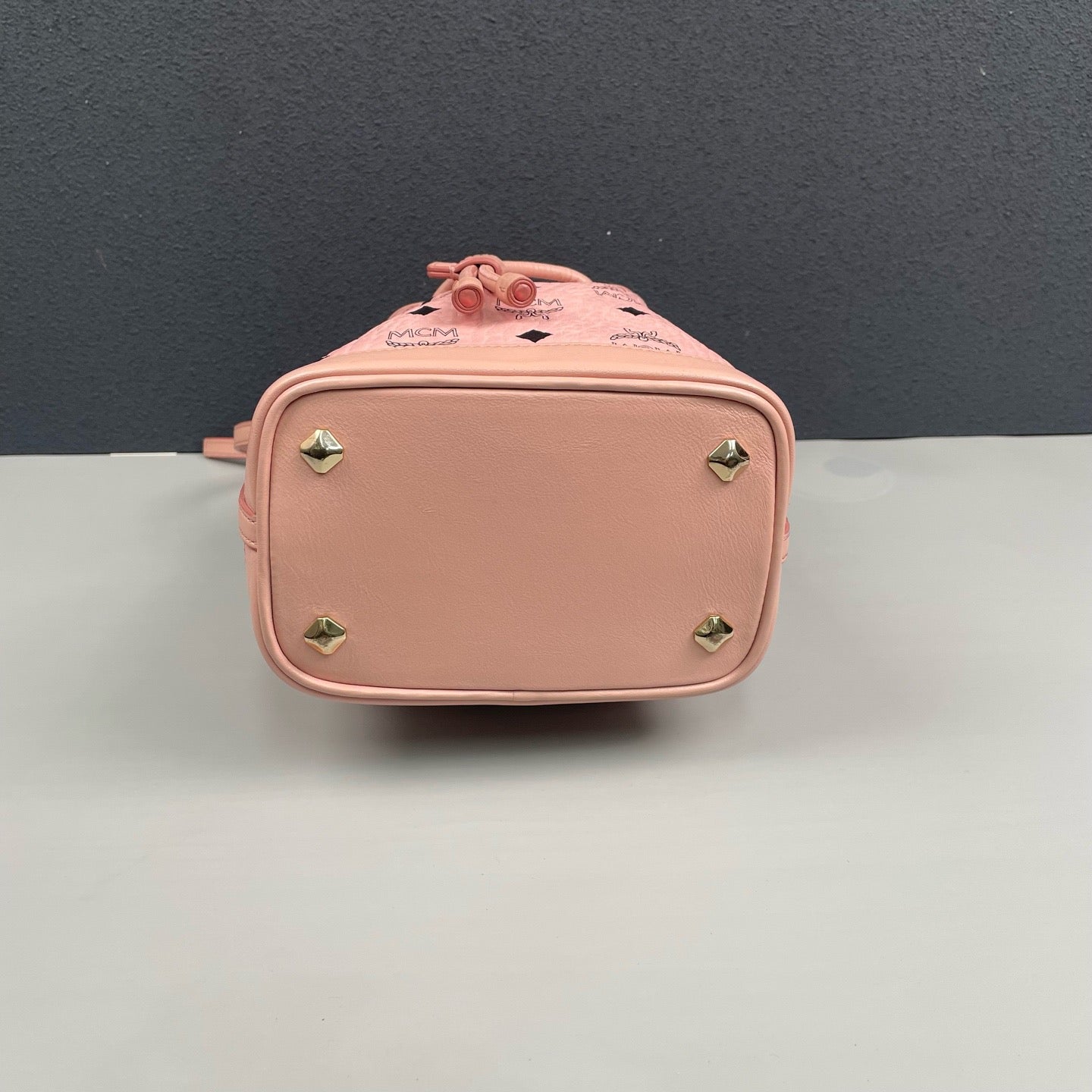 MCM - Visetos Monogram Rabbit Drawstring Bucket Bag - MCM Visetos coated canvas with leather trim - Pink - (mini)