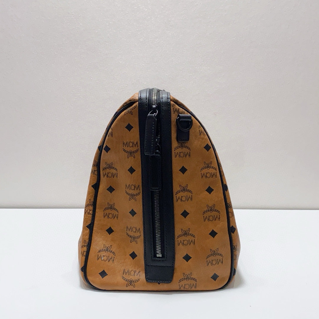 MCM - Visetos Stark Duffle Bag - Synthetic - Brown - (large)