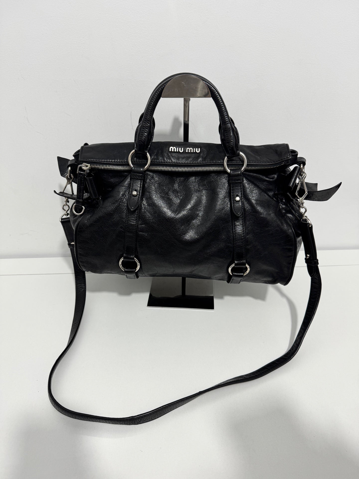 Miu Miu - Bowler Bag - Leather - Black - (medium)
