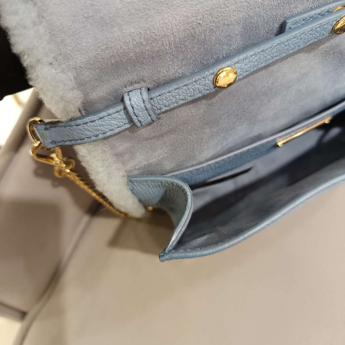 Miu Miu - Faux Fur Logo Chain Bag - Faux fur and Leather - Blue - (mini)