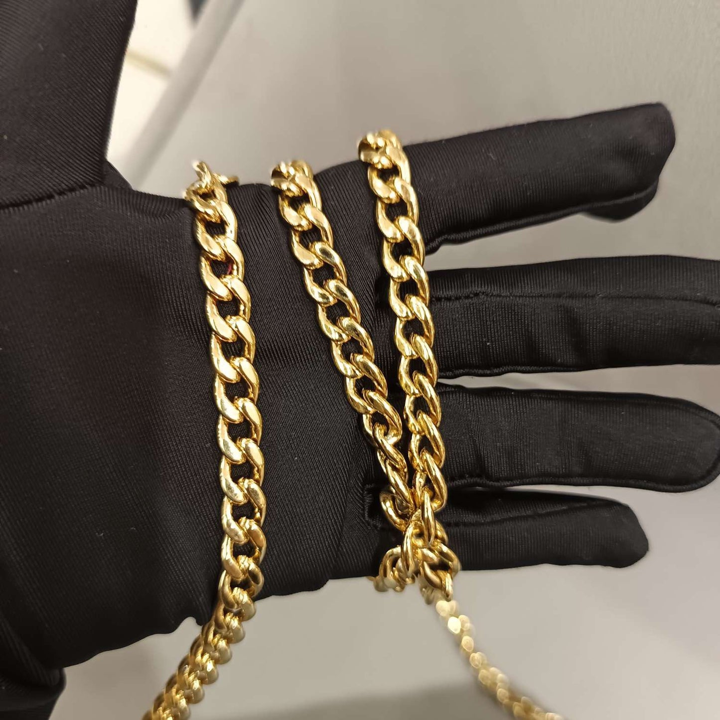 Miu Miu - Faux Fur Logo Chain Bag - Faux fur and Leather - Blue - (mini)