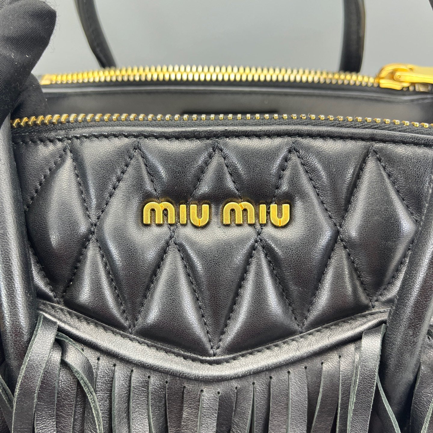 Miu Miu - Fringe Tote Bag - Leather - Black - (Medium)