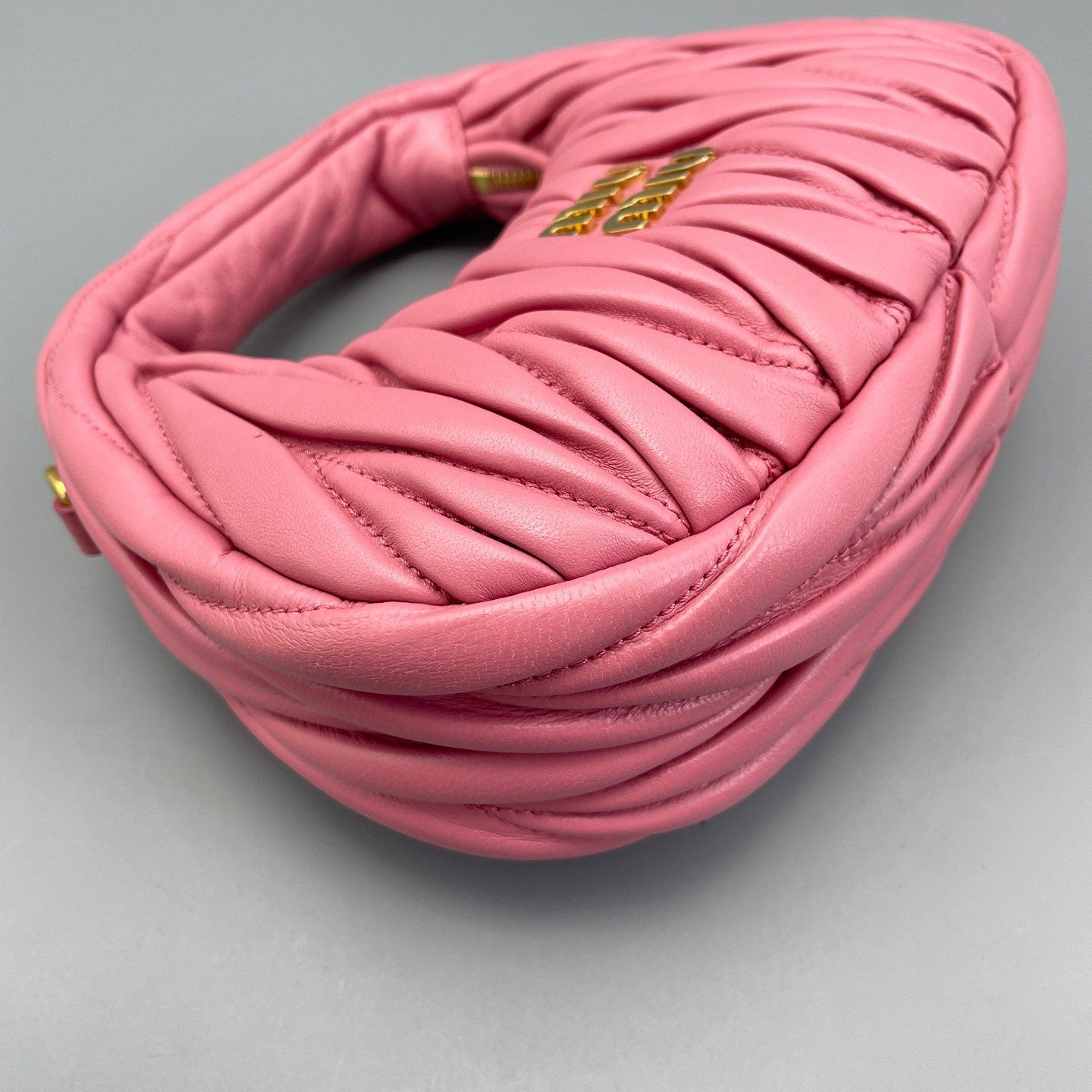 Miu Miu - Hobo Bag - Pleated leather - Pink - (Mini)