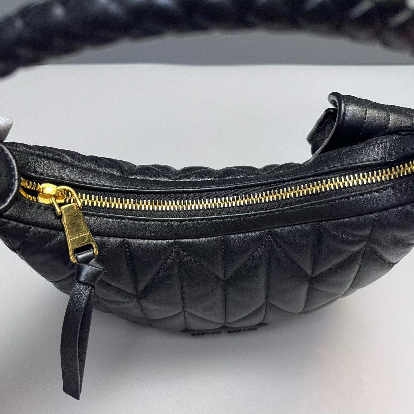 Miu Miu - Hobo - Lambskin leather - Black - (mini)