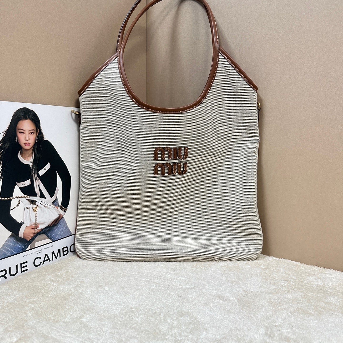 Miu Miu - Ivy Hobo Tote Bag - Canvas with leather trim - Beige with Brown accents - (Medium)