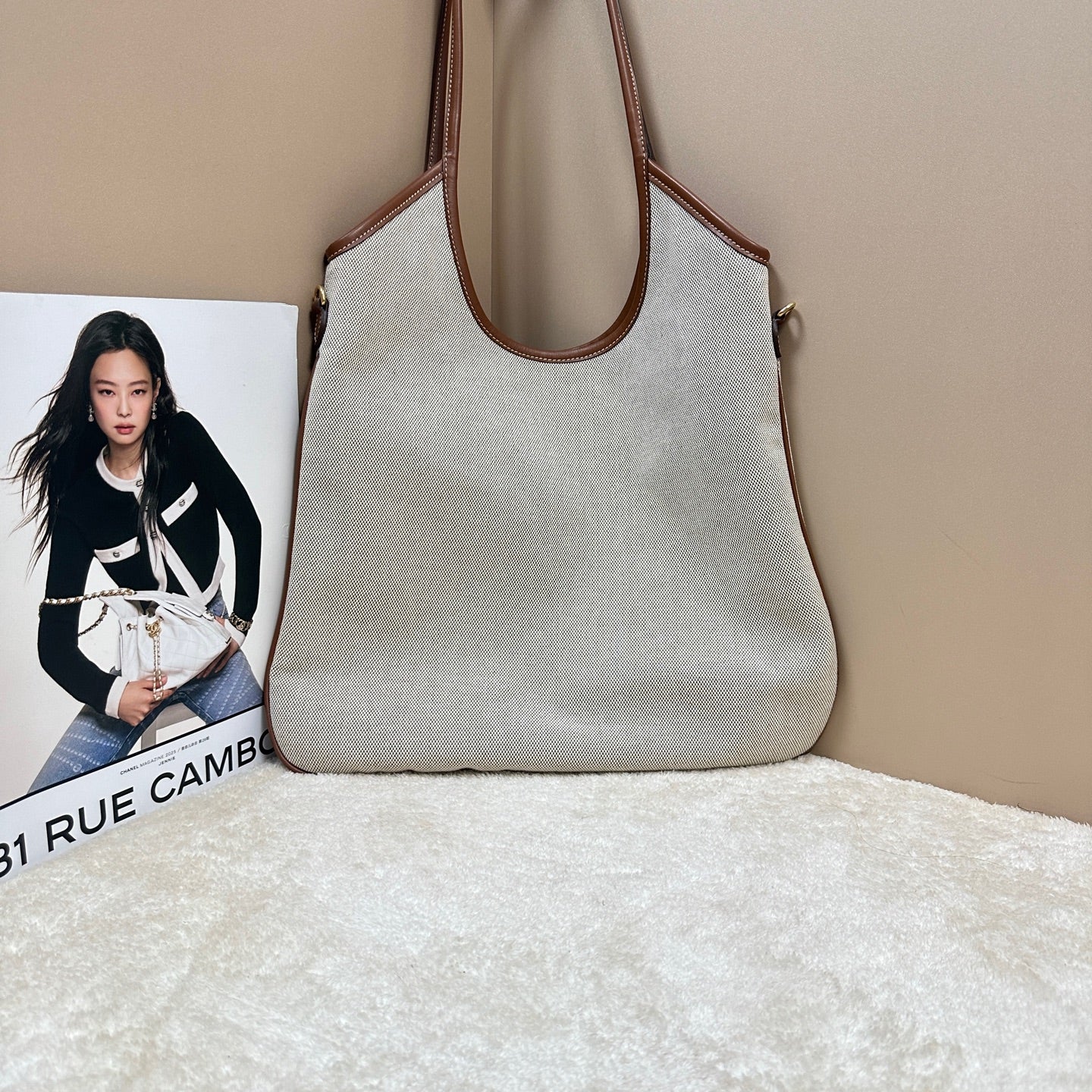 Miu Miu - Ivy Hobo Tote Bag - Canvas with leather trim - Beige with Brown accents - (Medium)