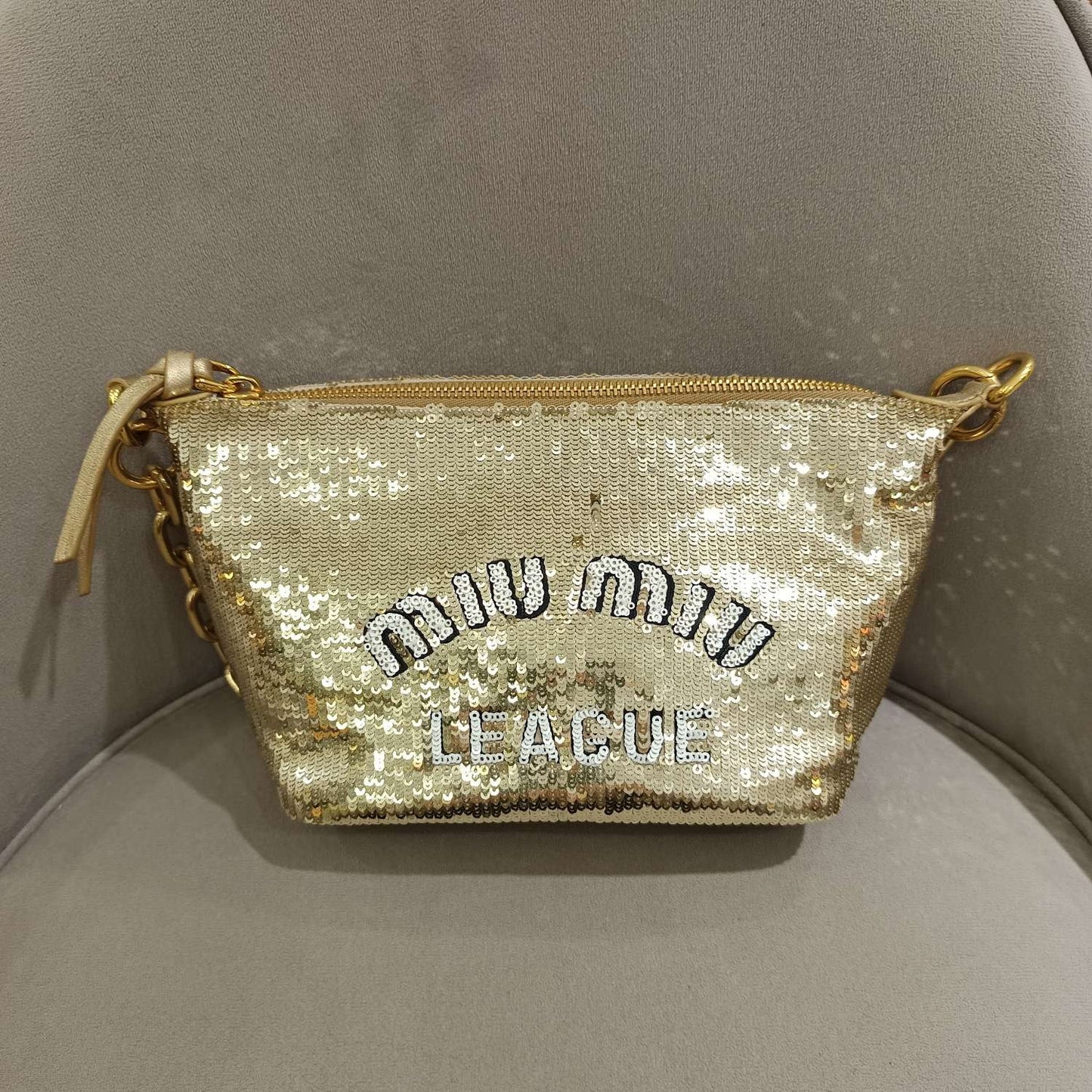Miu Miu - Limited Edition Sequin Shoulder Bag - Sequin-embellished fabric - Gold - (mini)