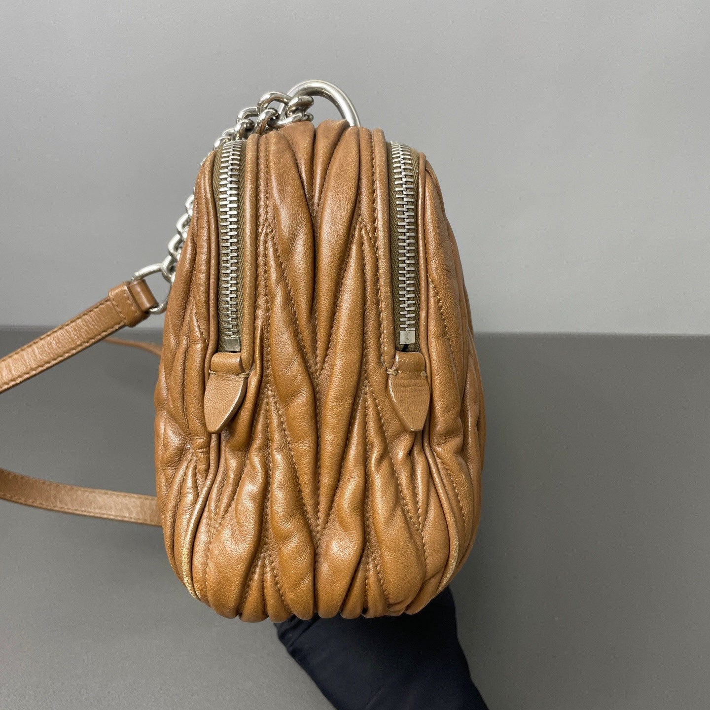 Miu Miu - Matelassé Camera Shoulder Bag - Leather - Brown - (Small)
