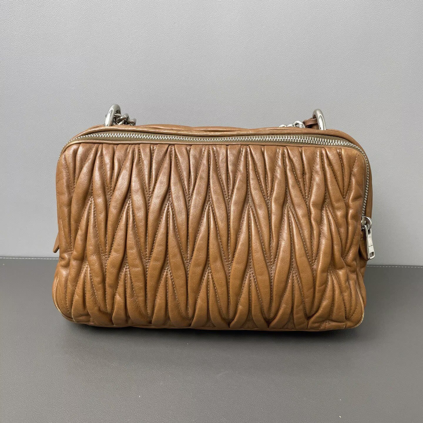 Miu Miu - Matelassé Camera Shoulder Bag - Leather - Brown - (Small)
