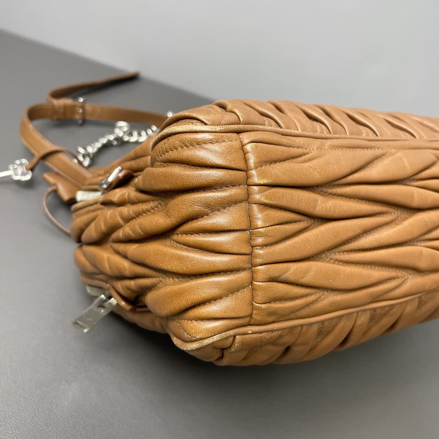 Miu Miu - Matelassé Camera Shoulder Bag - Leather - Brown - (Small)