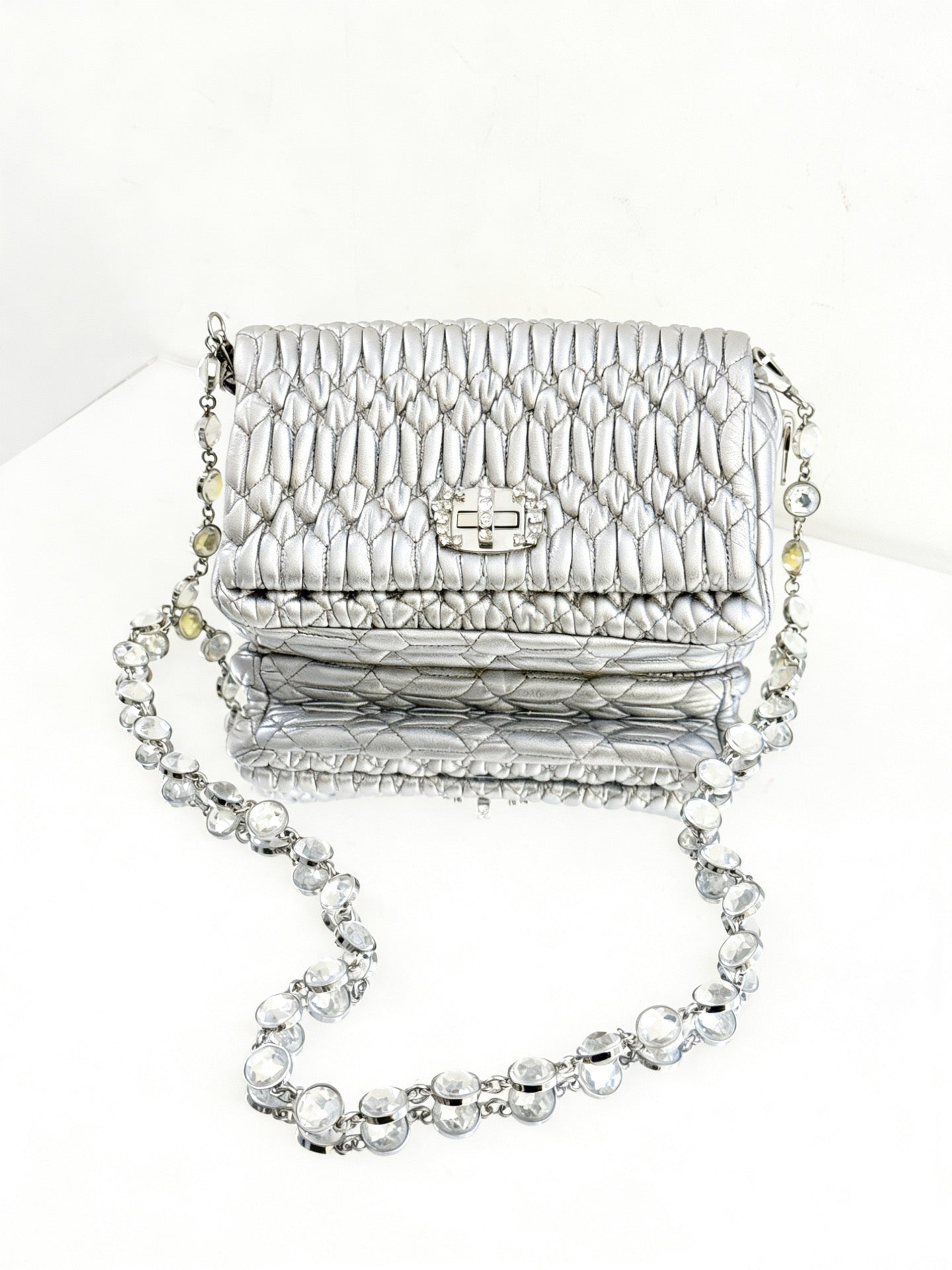 Miu Miu - Matelassé Crystal Chain Flap Bag - Lambskin leather - Silver - (mini)