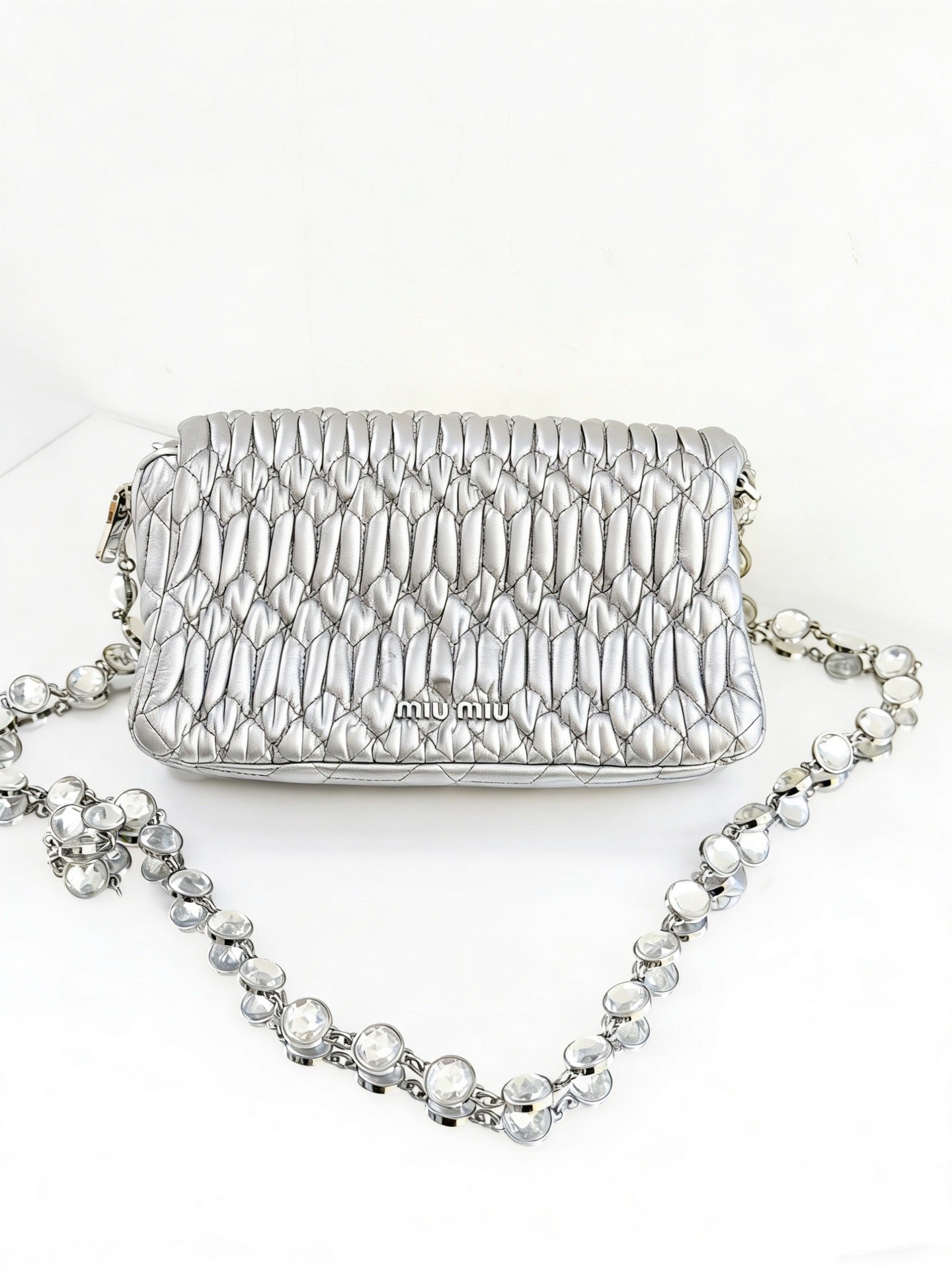 Miu Miu - Matelassé Crystal Chain Flap Bag - Lambskin leather - Silver - (mini)