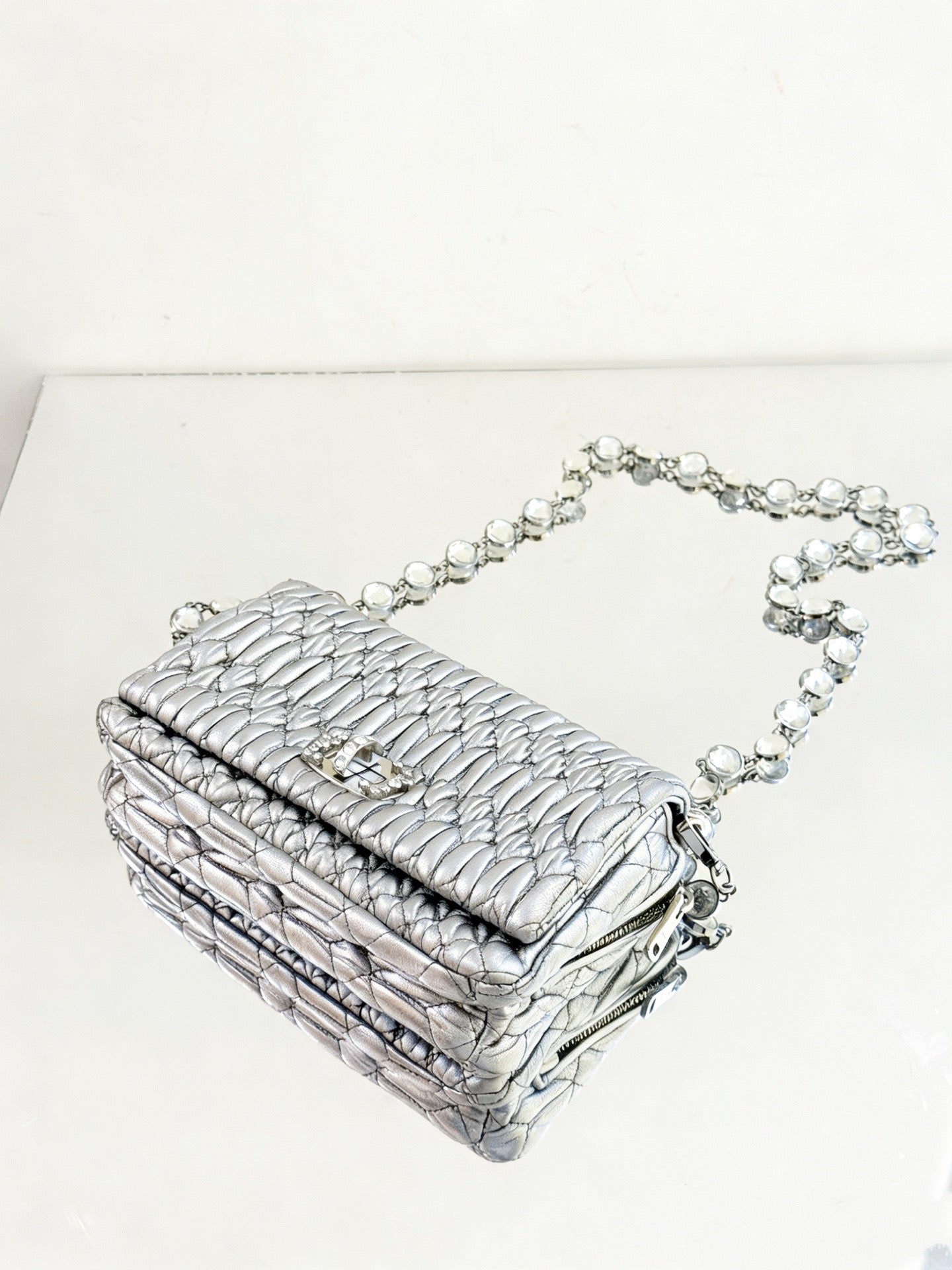 Miu Miu - Matelassé Crystal Chain Flap Bag - Lambskin leather - Silver - (mini)