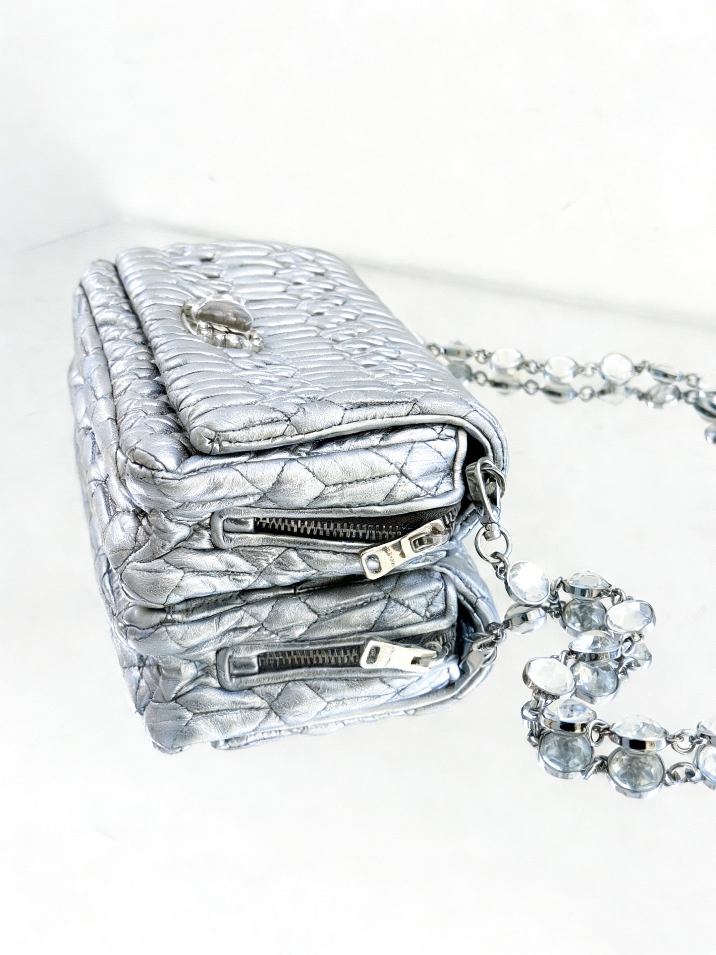 Miu Miu - Matelassé Crystal Chain Flap Bag - Lambskin leather - Silver - (mini)