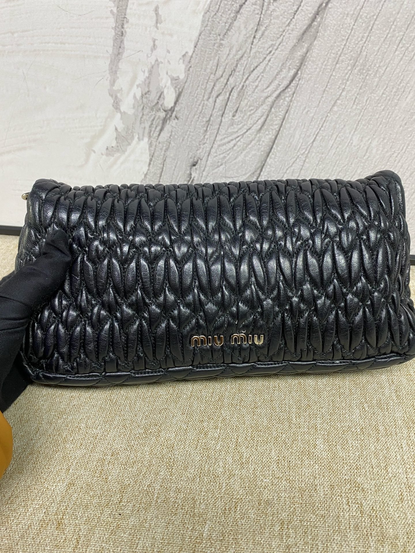 Miu Miu - Matelassé Crystal Chain Shoulder Bag - Lambskin leather - Black - (small)