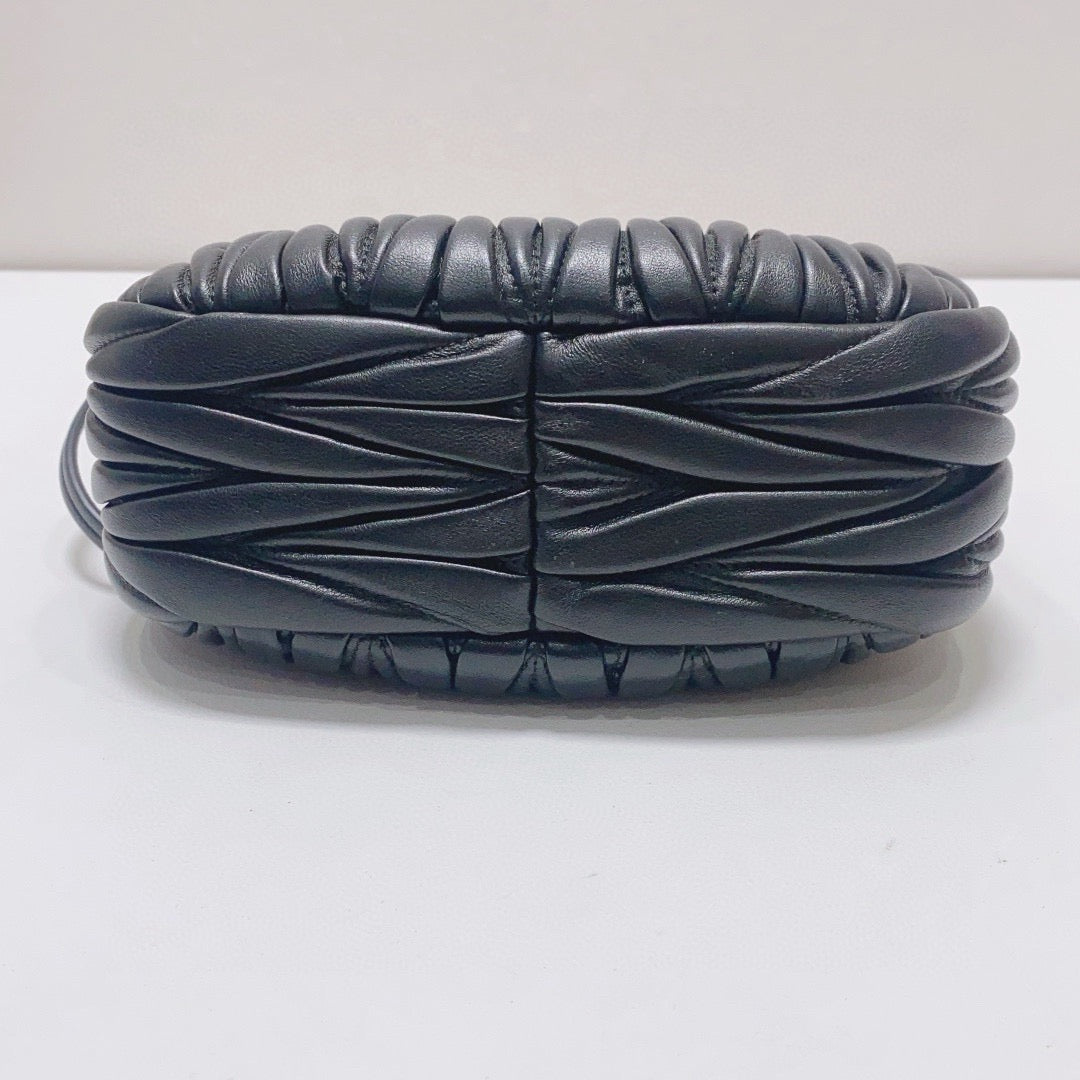 Miu Miu - Matelassé Hobo Bag - Lambskin leather - Black - (mini)