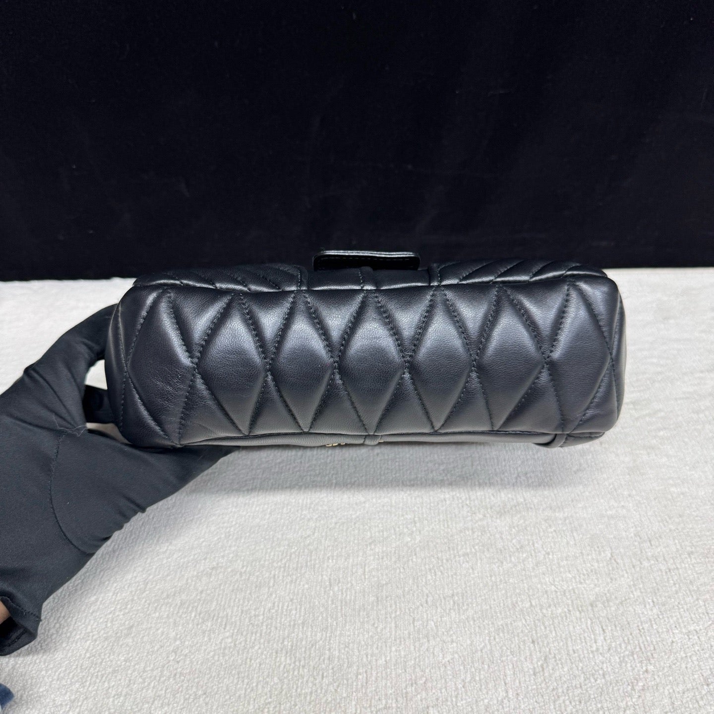Miu Miu - Matelassé - Leather - Black - (small)