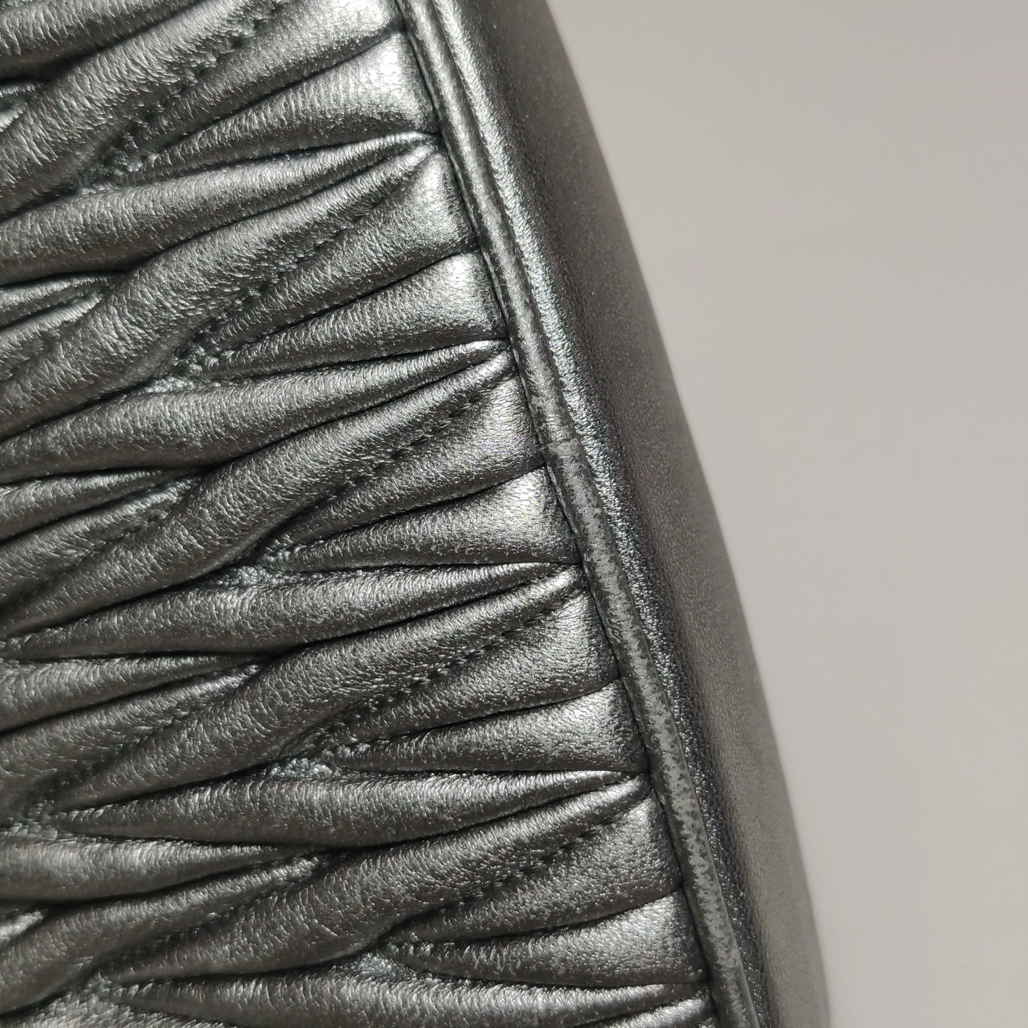 Miu Miu - Matelassé - Leather - Silver - (mini)