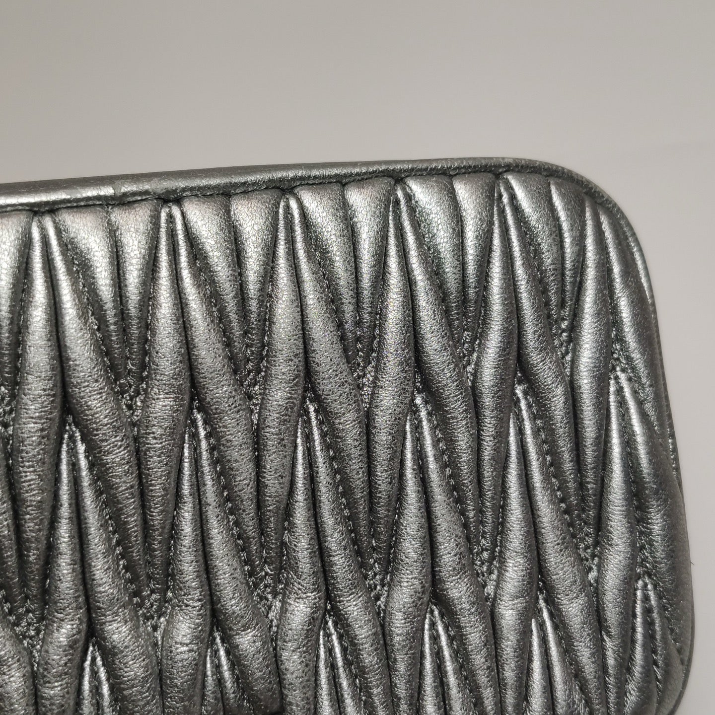 Miu Miu - Matelassé - Leather - Silver - (mini)