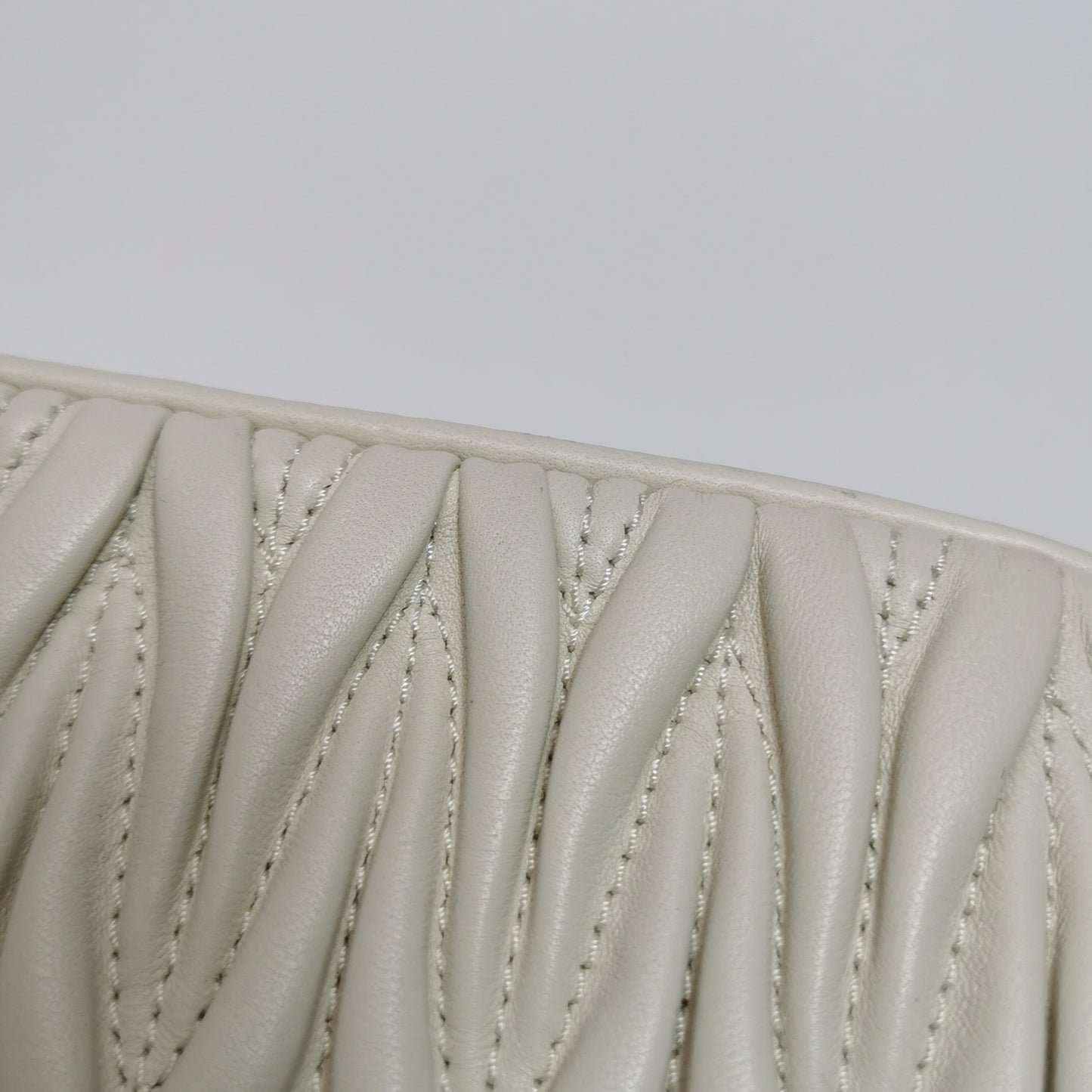 Miu Miu - Matelassé - Leather - White - (small)