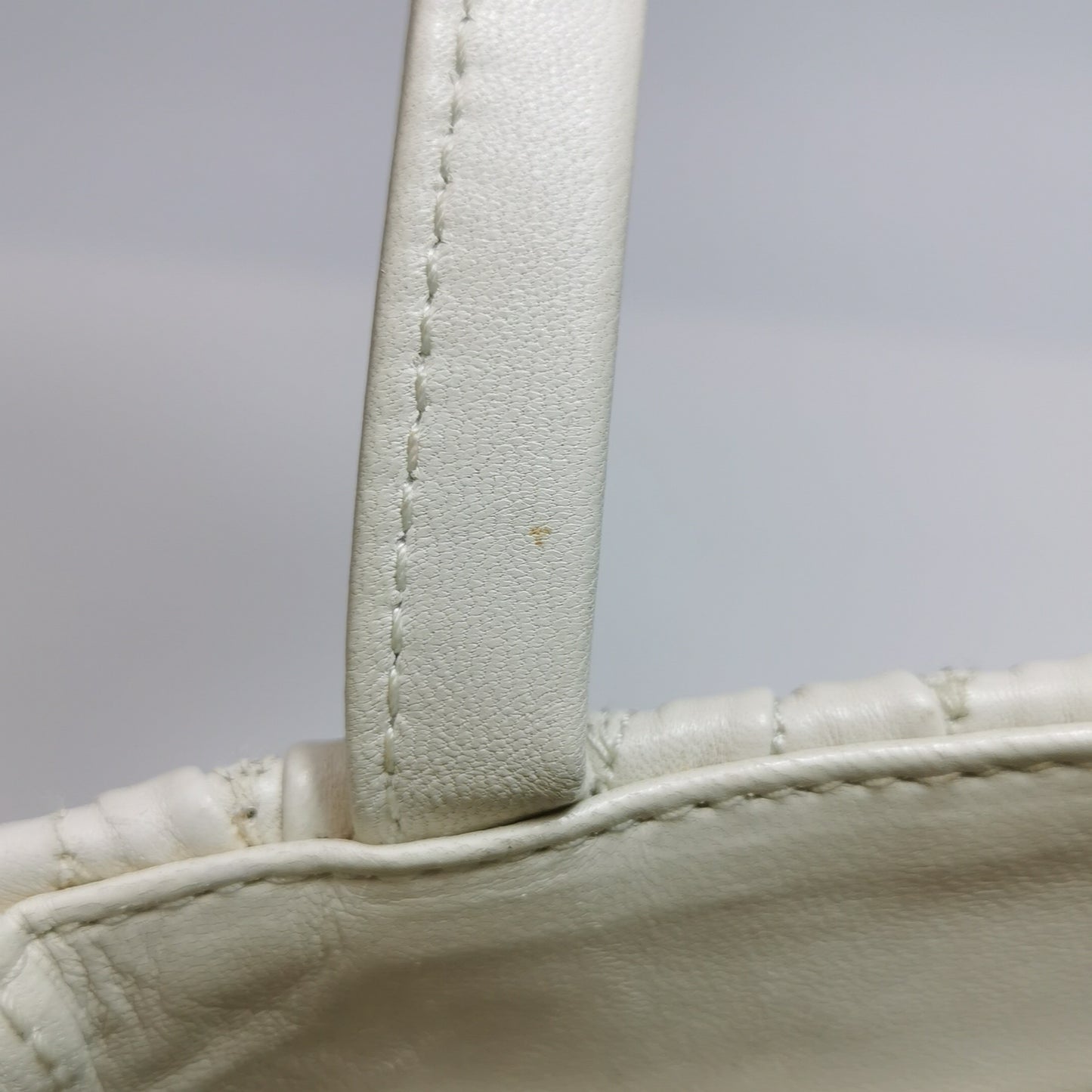 Miu Miu - Matelassé - Leather - White - (small)
