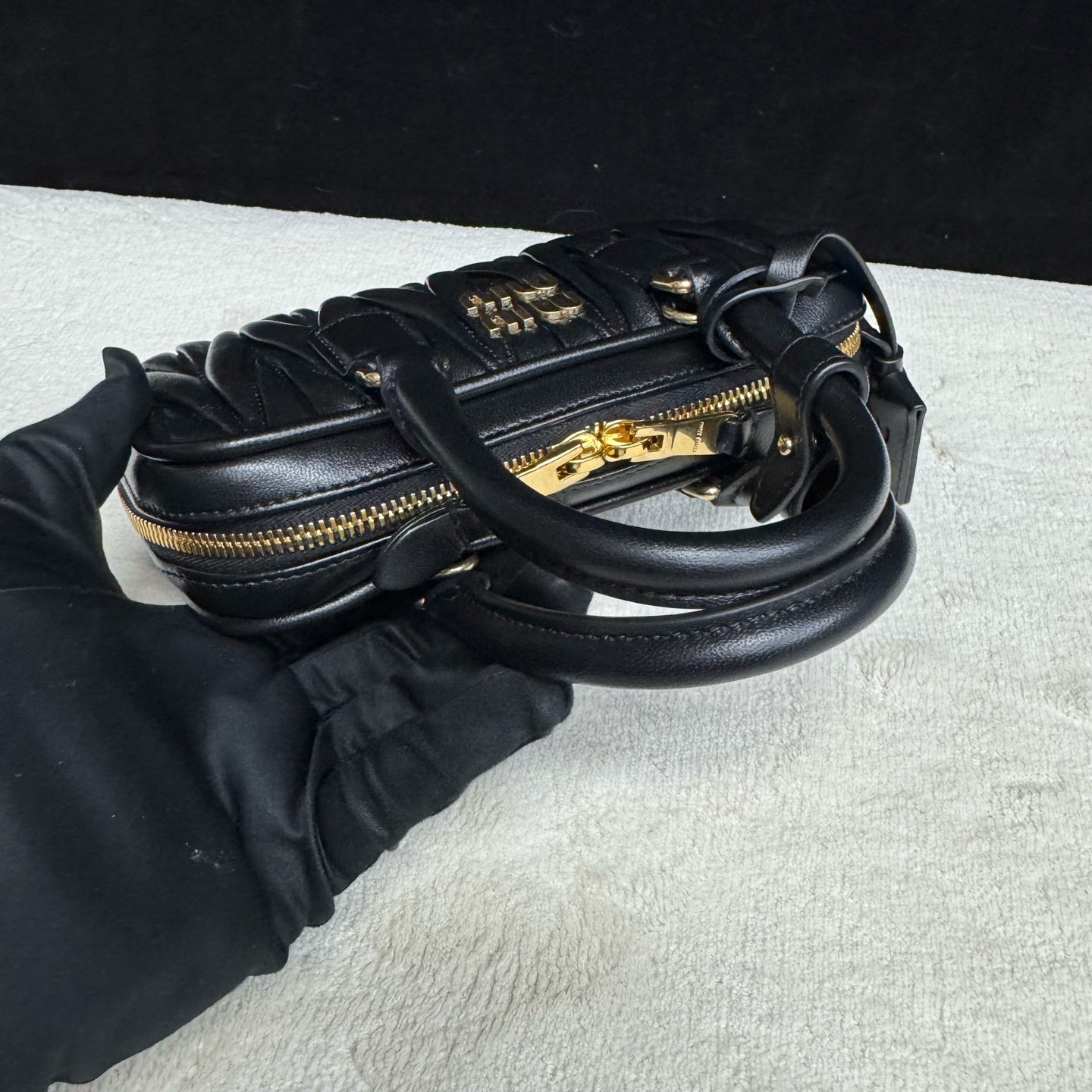 Miu Miu - Matelassé Mini Bowling Bag - Lambskin leather - Black - (mini)