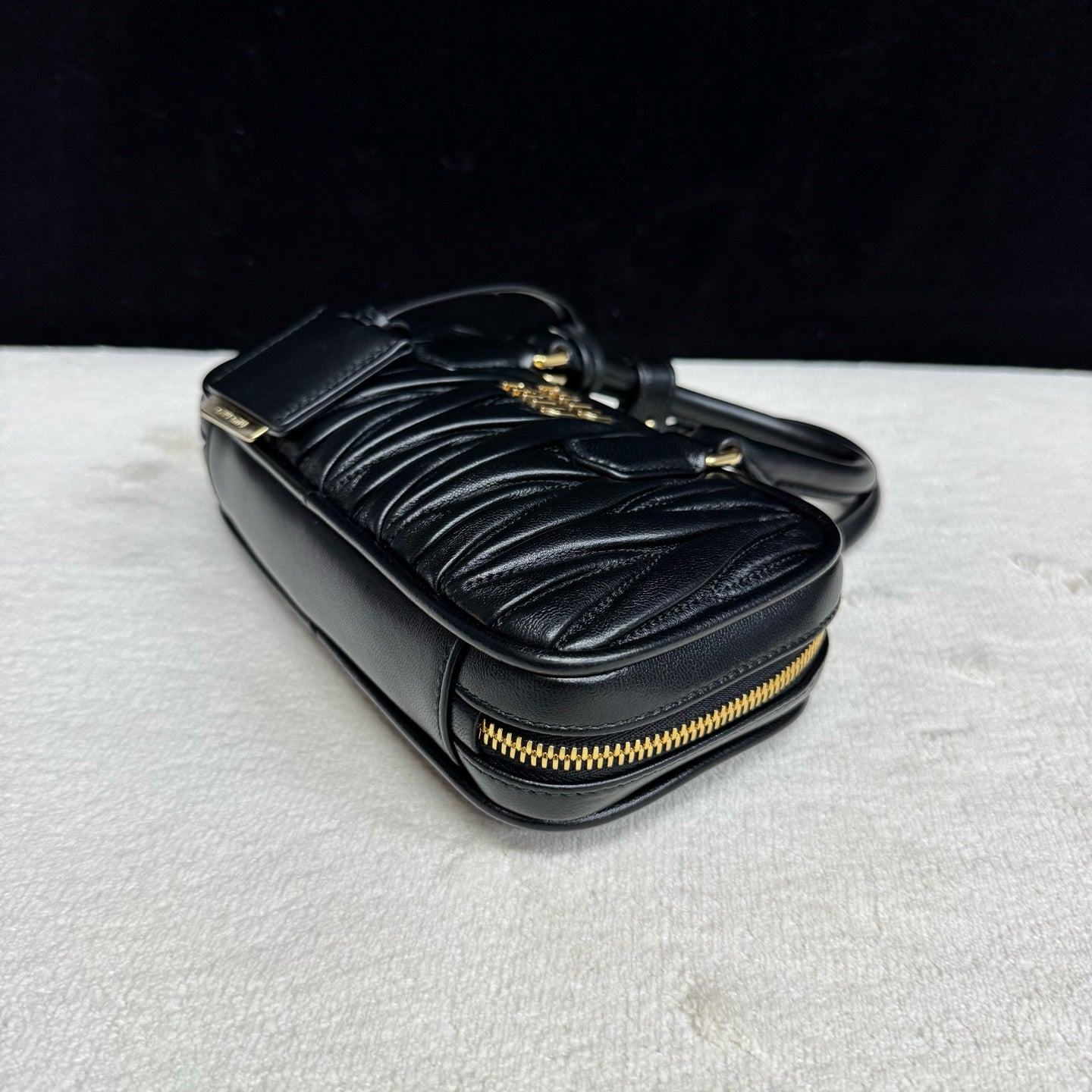 Miu Miu - Matelassé Mini Bowling Bag - Lambskin leather - Black - (mini)