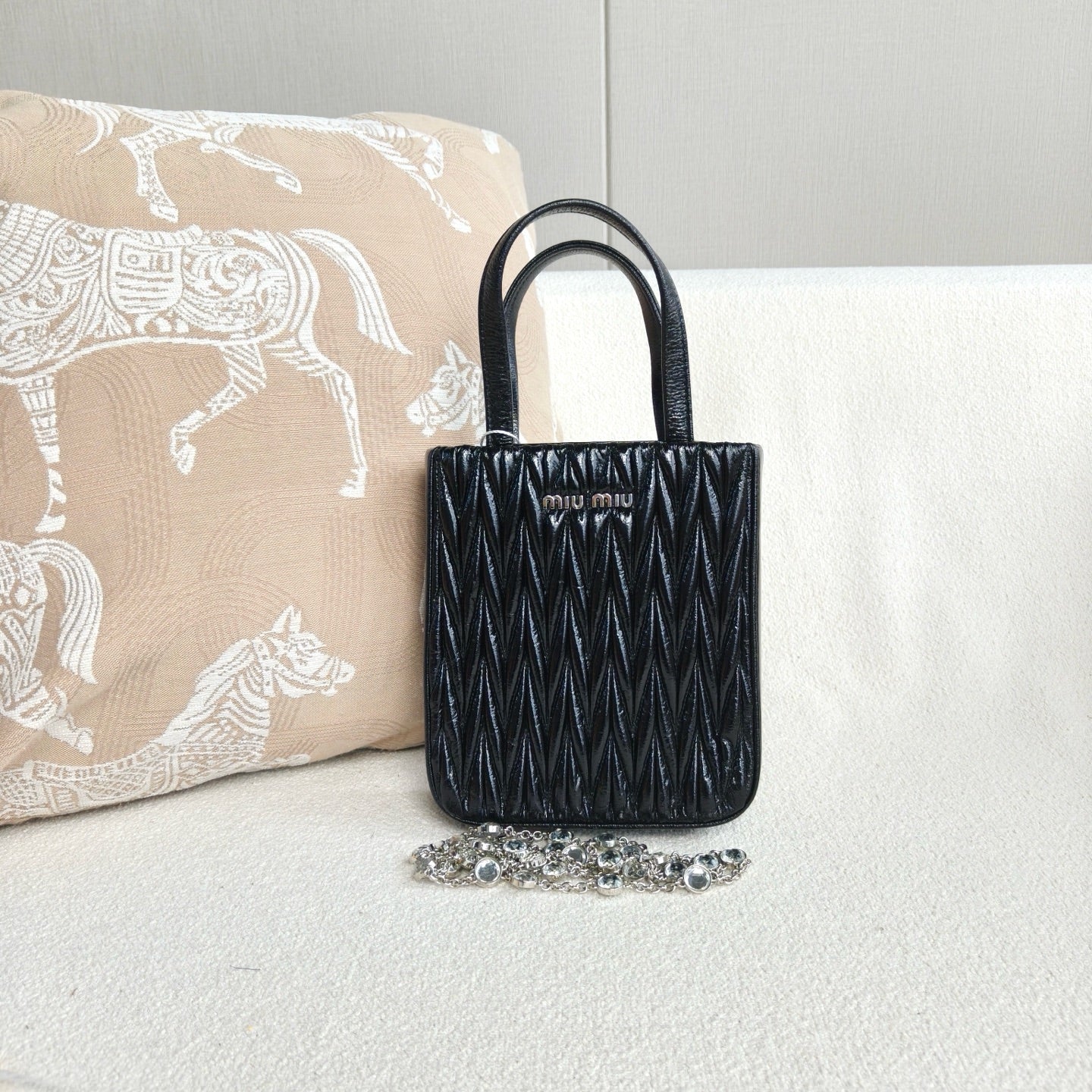 Miu Miu - Matelassé Mini Tote - Lambskin leather - Black - (mini)