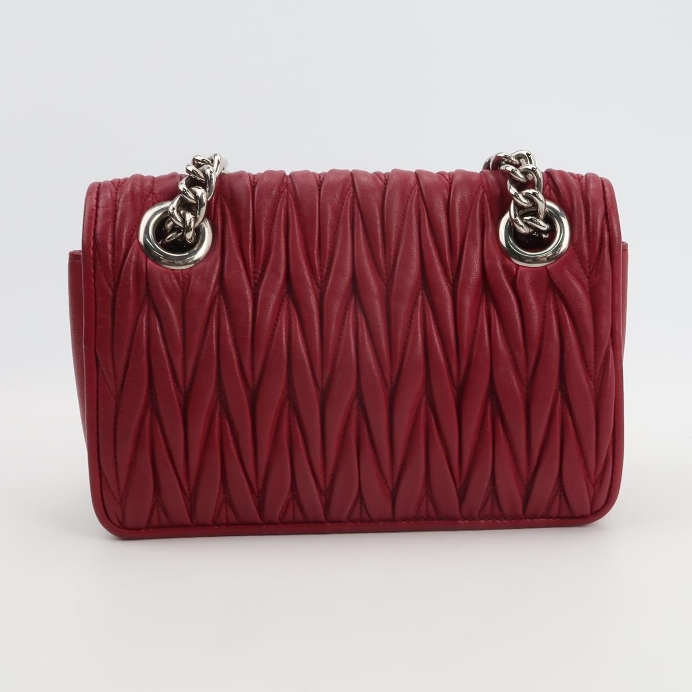 Miu Miu - Matelassé Pleated Flap Chain Bag - Leather - Red - (mini)