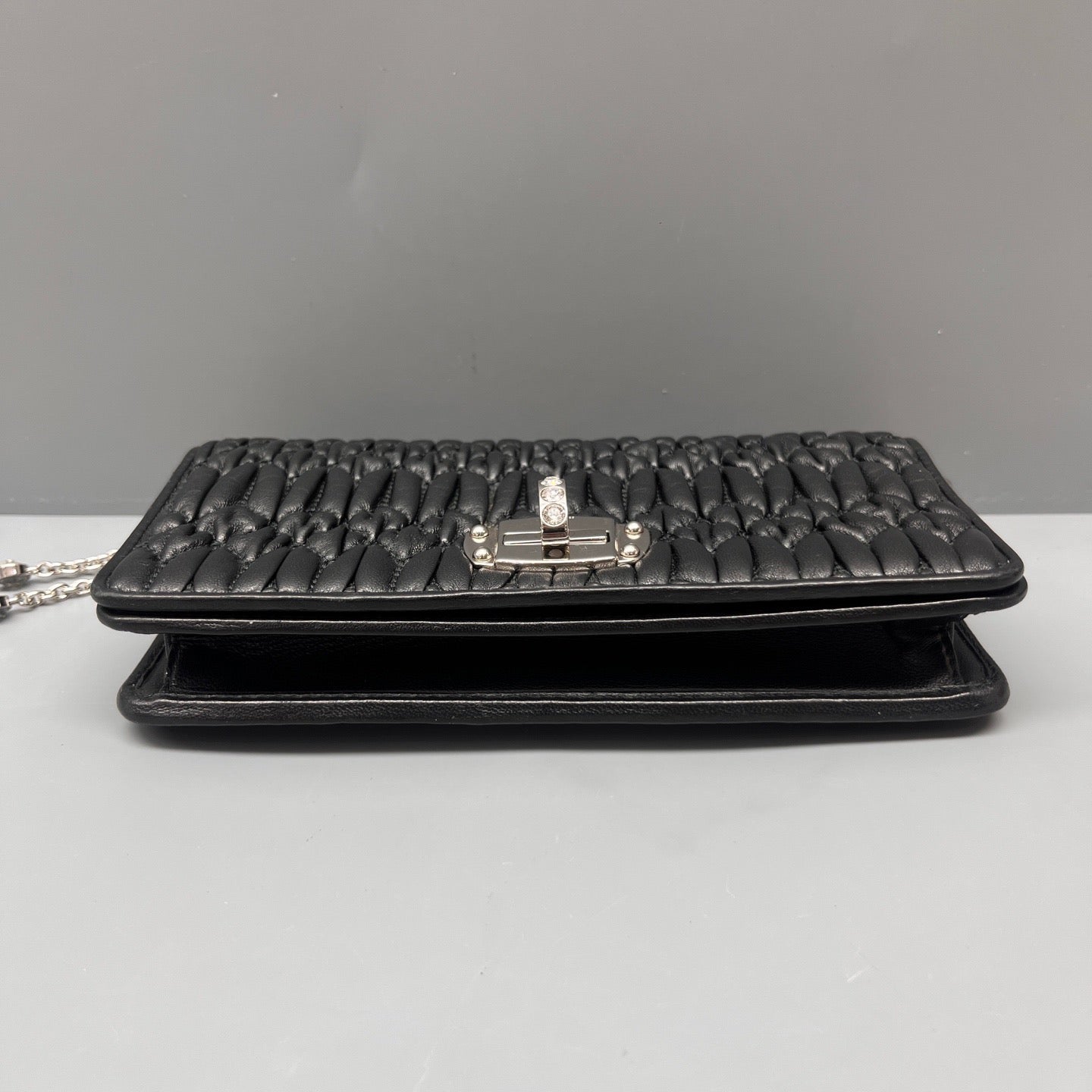 Miu Miu - Matelassé Pleated Jewel Chain Bag - Matelassé leather - Black with Silver-Tone Hardware - (mini)