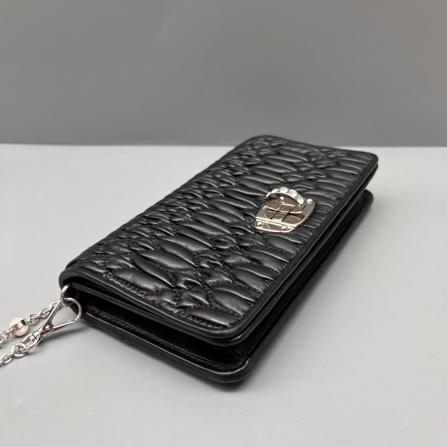Miu Miu - Matelassé Pleated Jewel Chain Bag - Matelassé leather - Black with Silver-Tone Hardware - (mini)