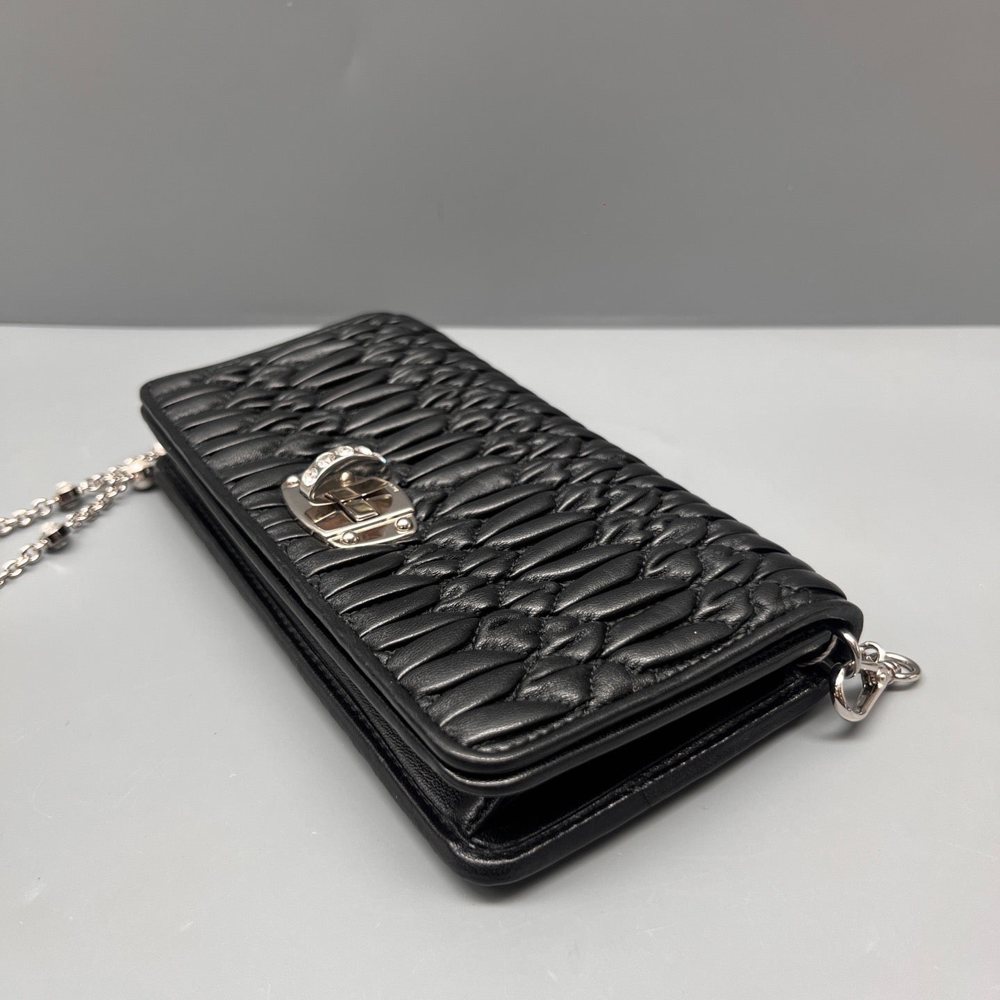 Miu Miu - Matelassé Pleated Jewel Chain Bag - Matelassé leather - Black with Silver-Tone Hardware - (mini)