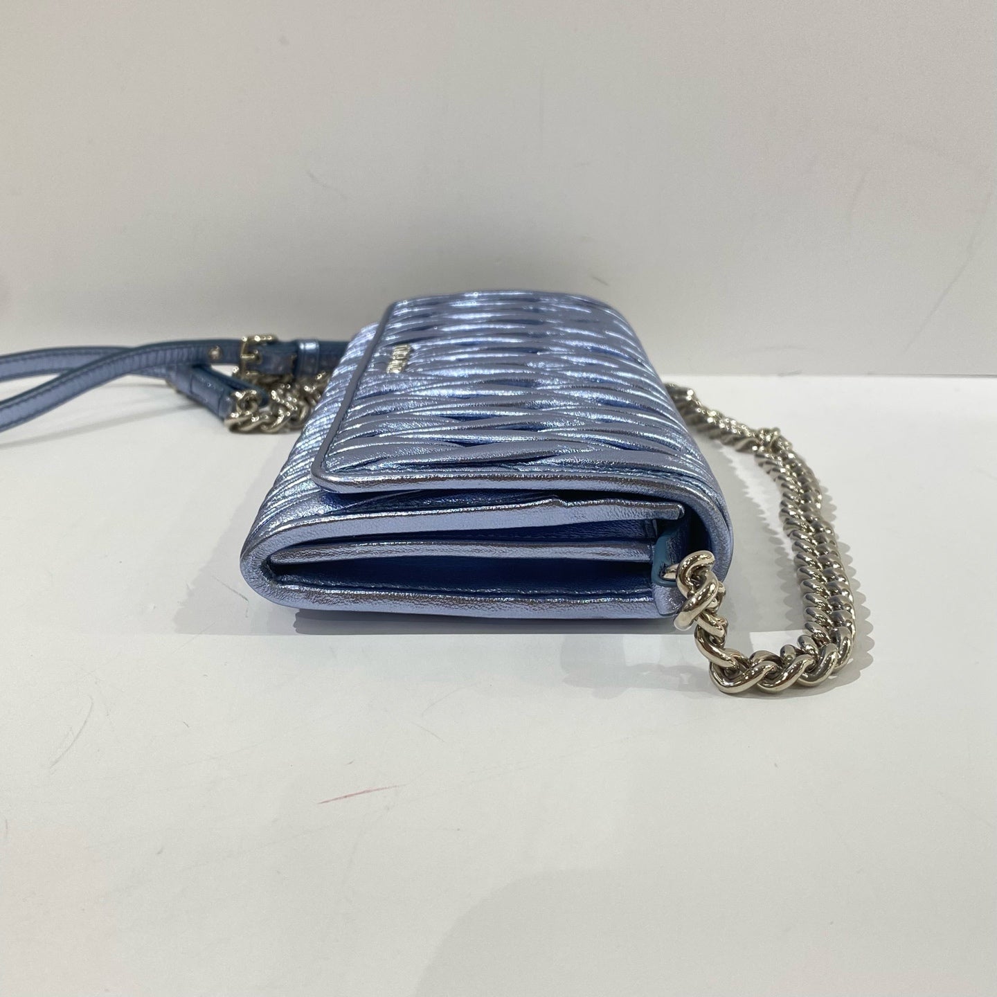 Miu Miu - Matelassé Wallet on Chain - Metallic lambskin leather - Pearlescent Blue with Silver-tone Hardware - (mini)