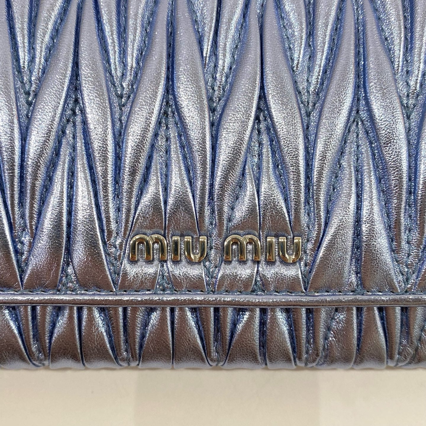 Miu Miu - Matelassé Wallet on Chain - Metallic lambskin leather - Pearlescent Blue with Silver-tone Hardware - (mini)