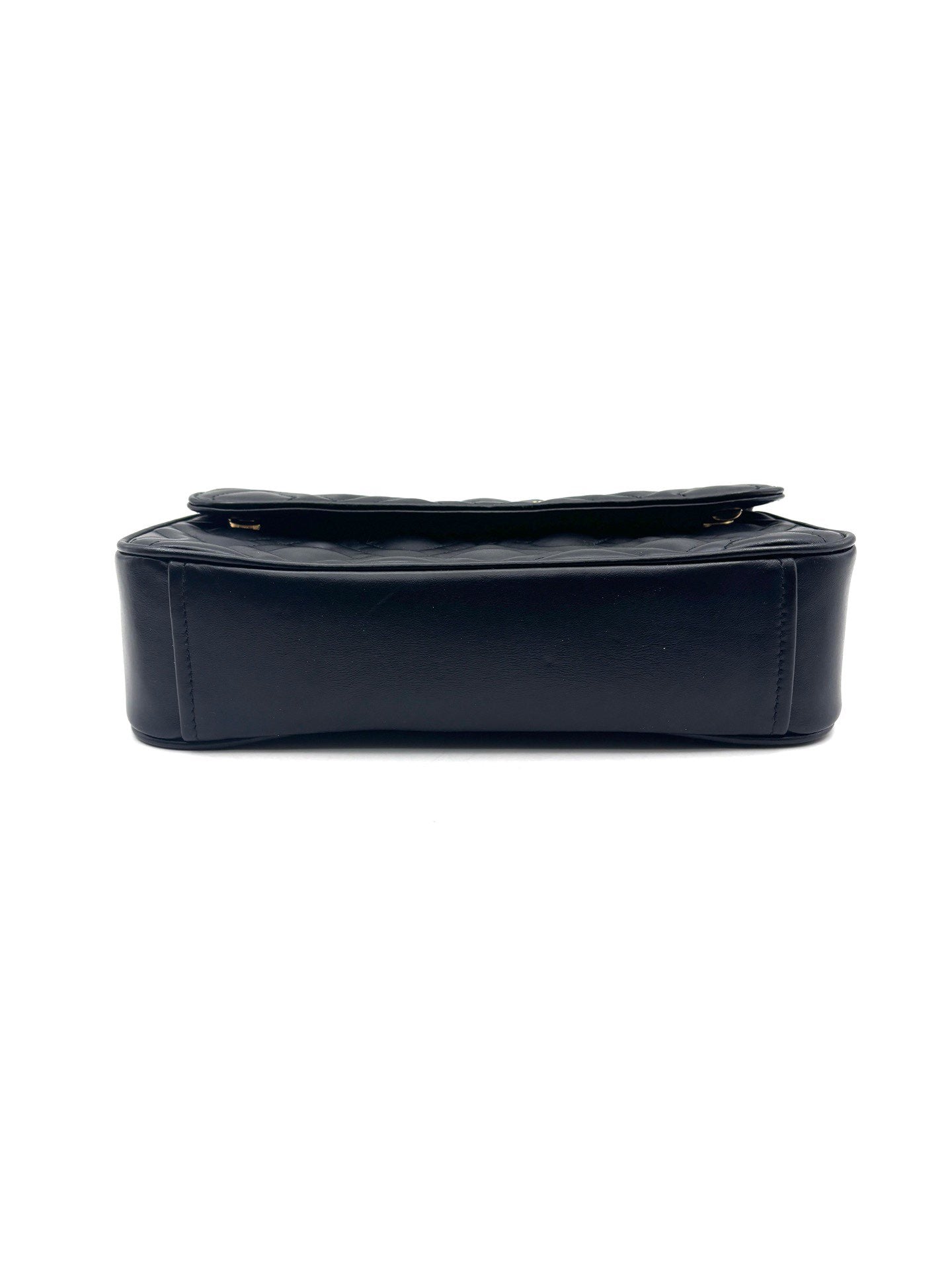 Miu Miu - Other - Cow leather - Black with Gold-Tone Hardware - (medium)