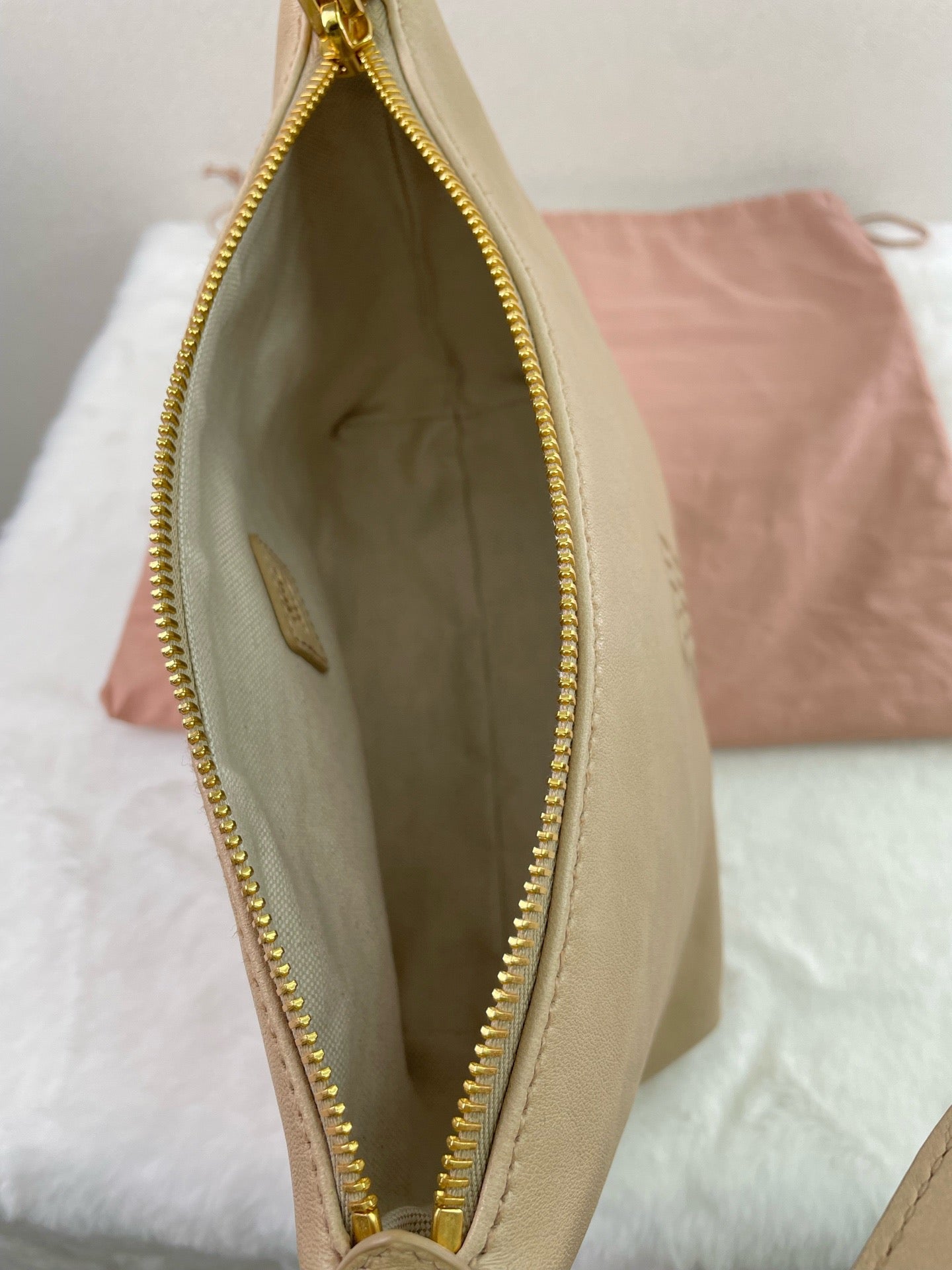 Miu Miu - Other - Leather - Beige - (mini)