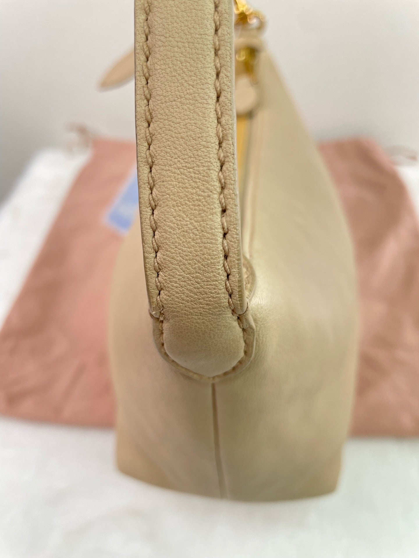 Miu Miu - Other - Leather - Beige - (mini)