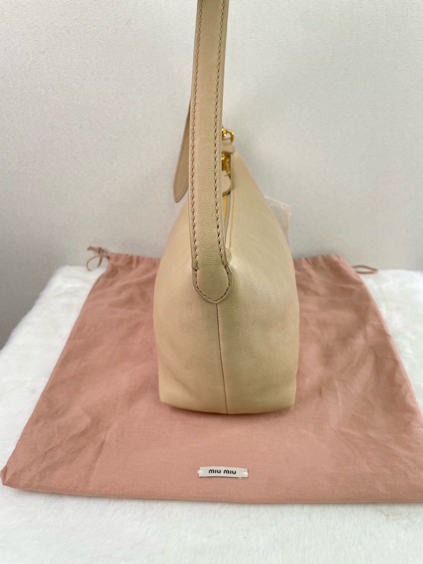 Miu Miu - Other - Leather - Beige - (mini)