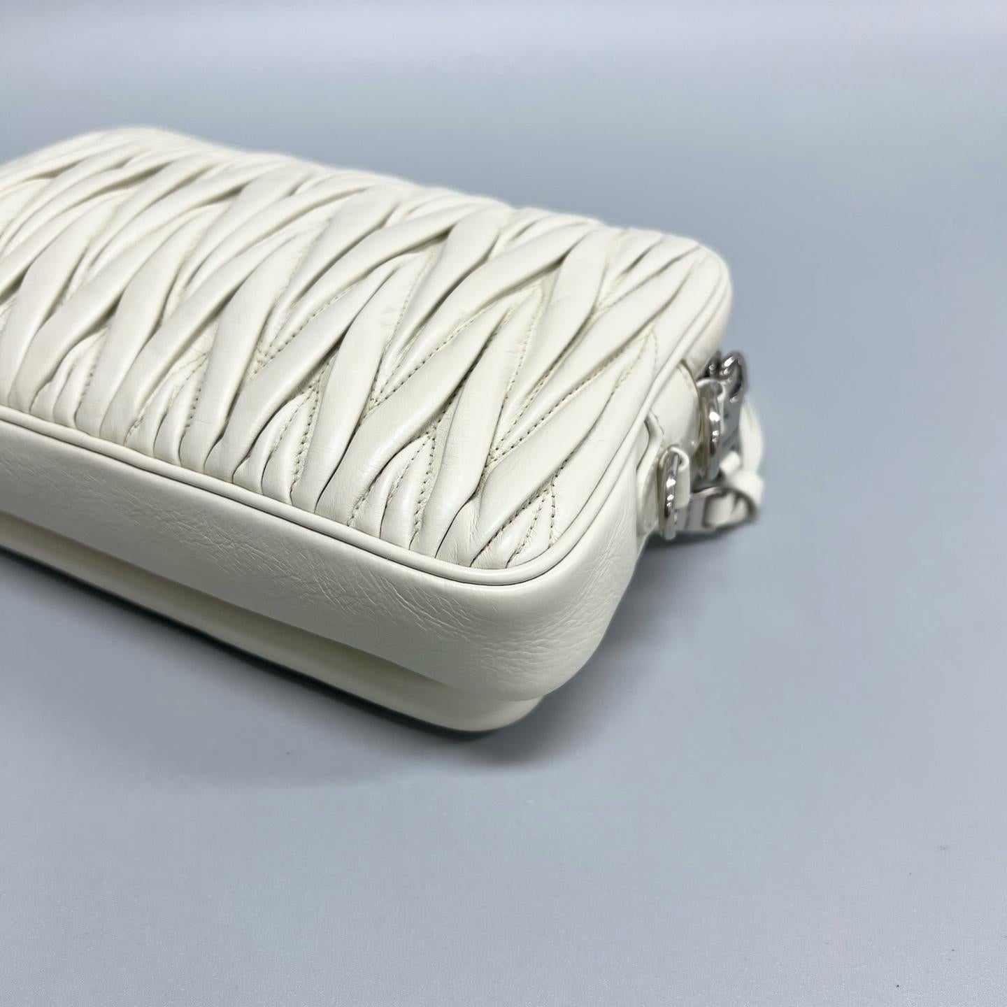 Miu Miu - Other - Leather - Beige - (small)