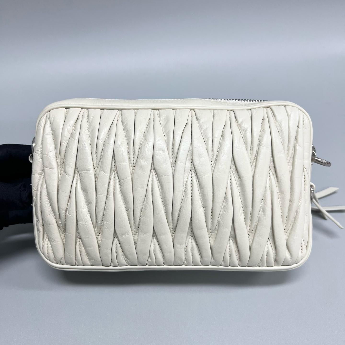 Miu Miu - Other - Leather - Beige - (small)