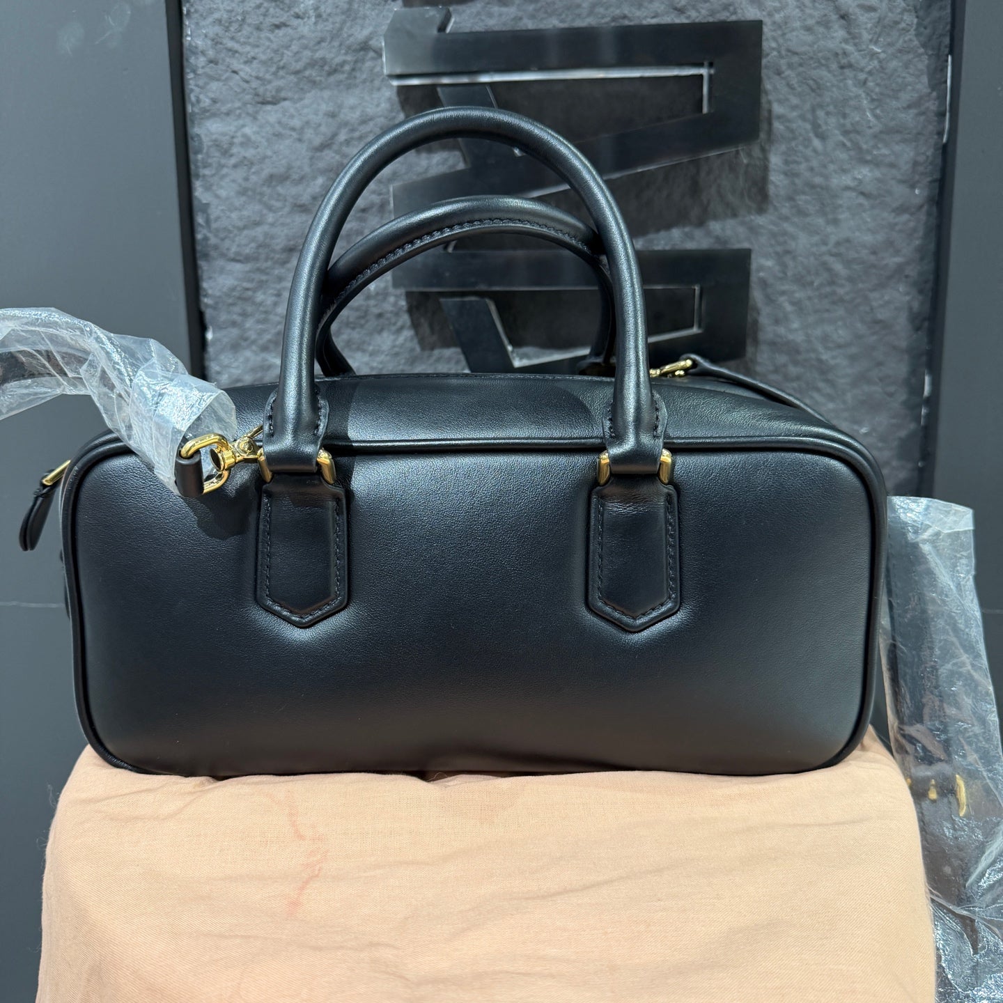 Miu Miu - Other - Leather - Black - (medium)