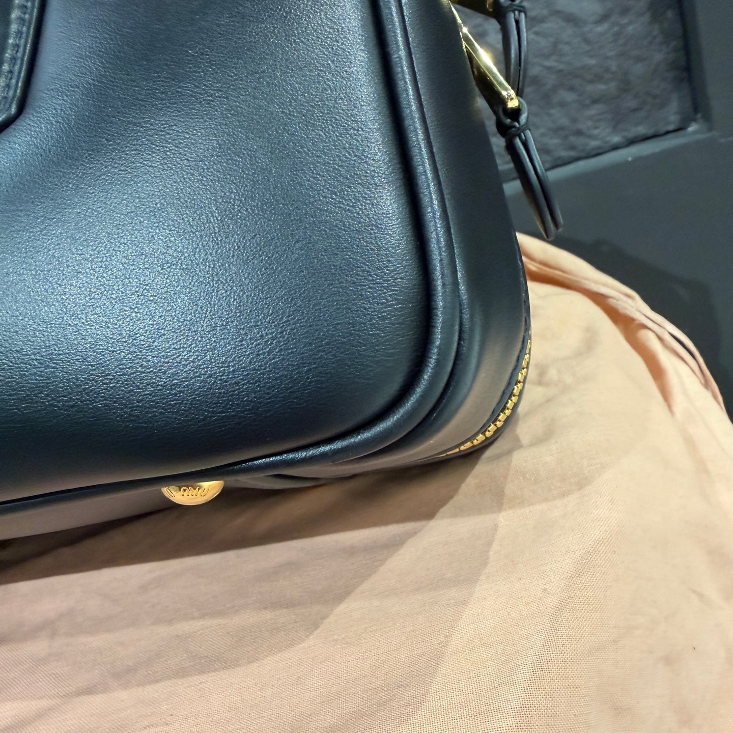 Miu Miu - Other - Leather - Black - (medium)
