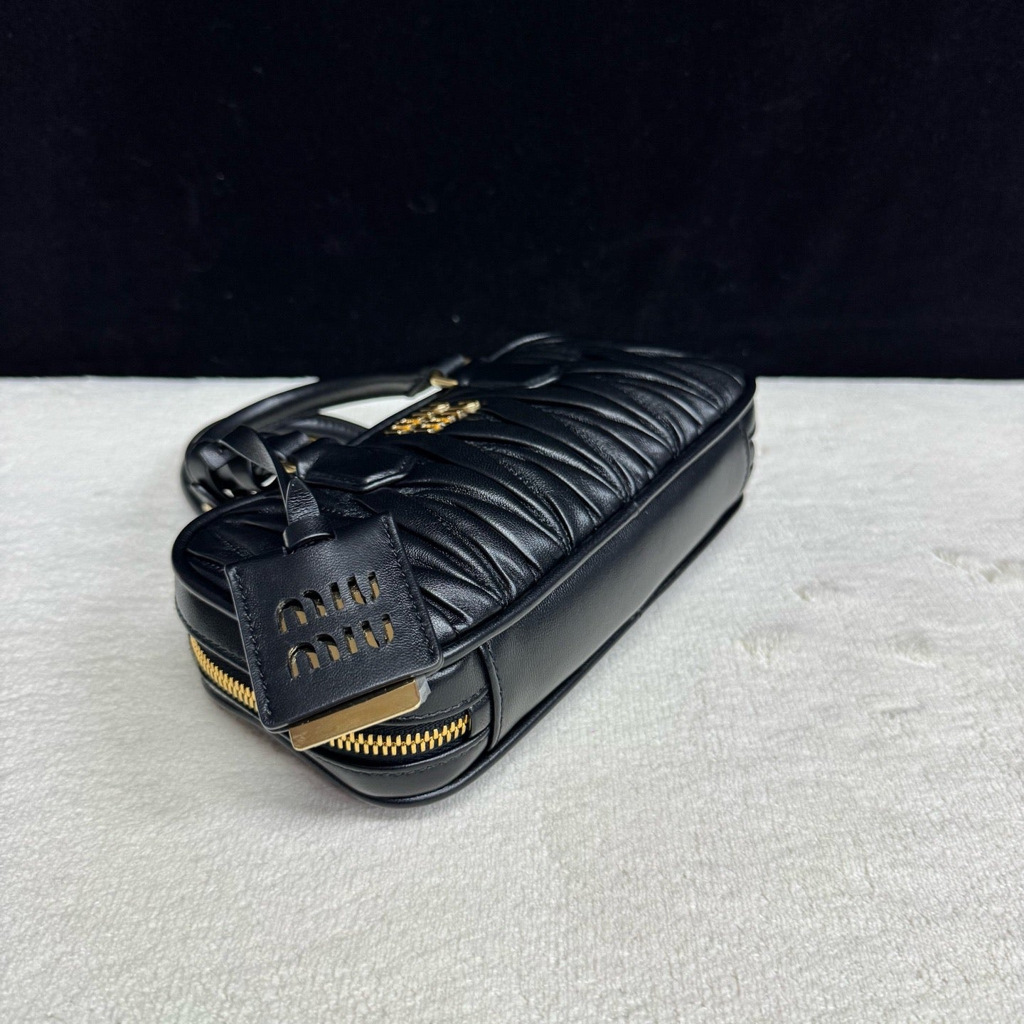 Miu Miu - Other - Leather - Black - (Mini)