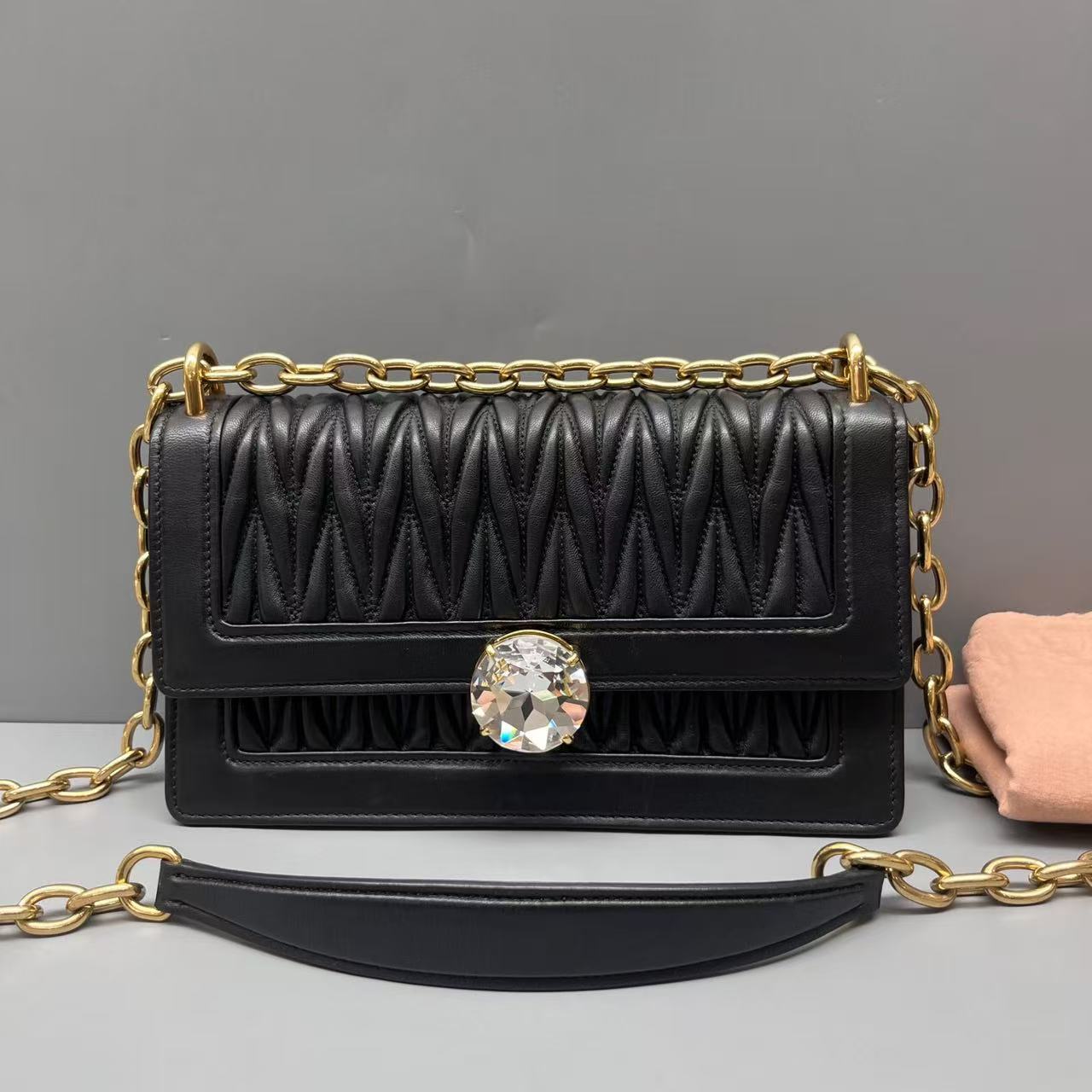 Miu Miu - Other - Leather - Black - (small)