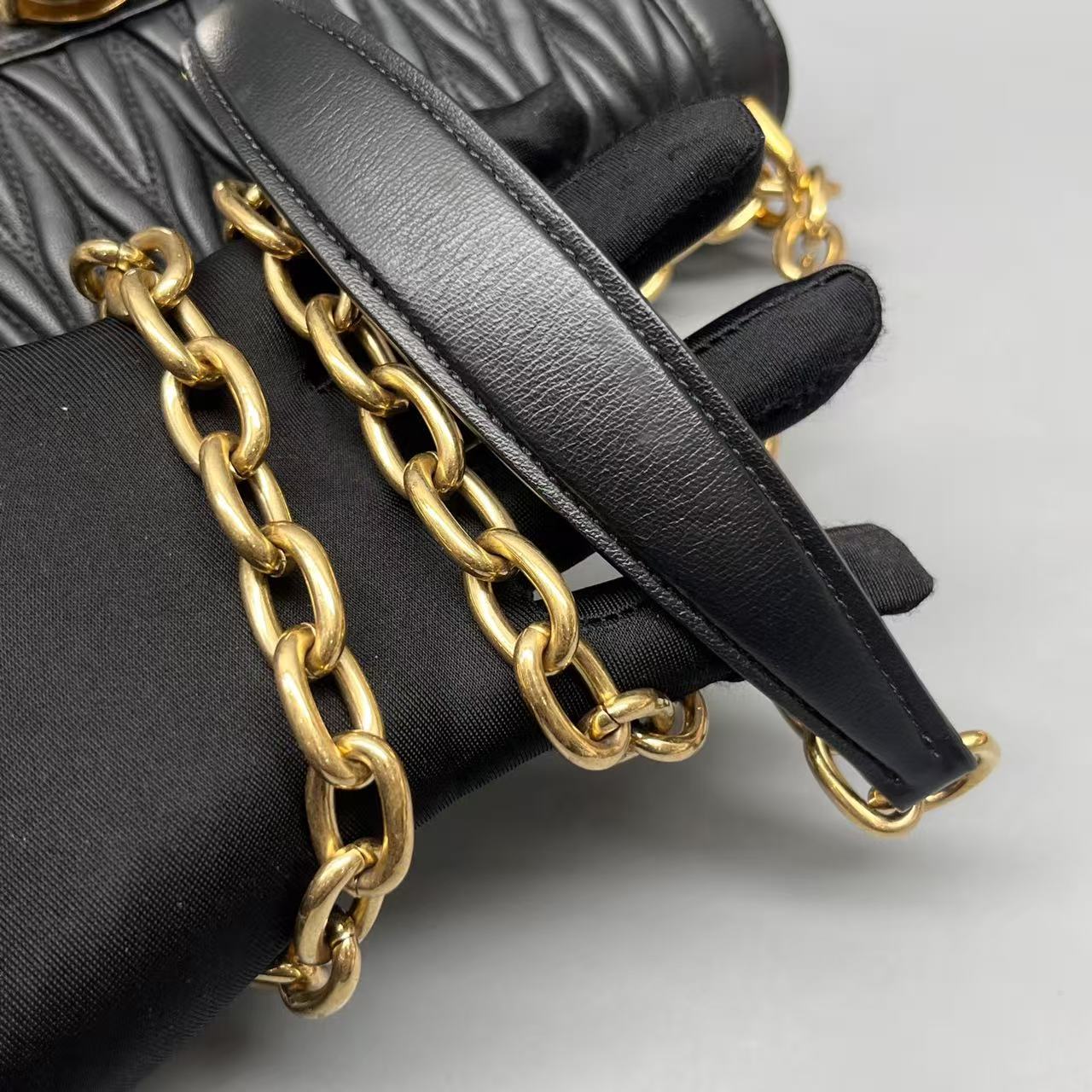 Miu Miu - Other - Leather - Black - (small)