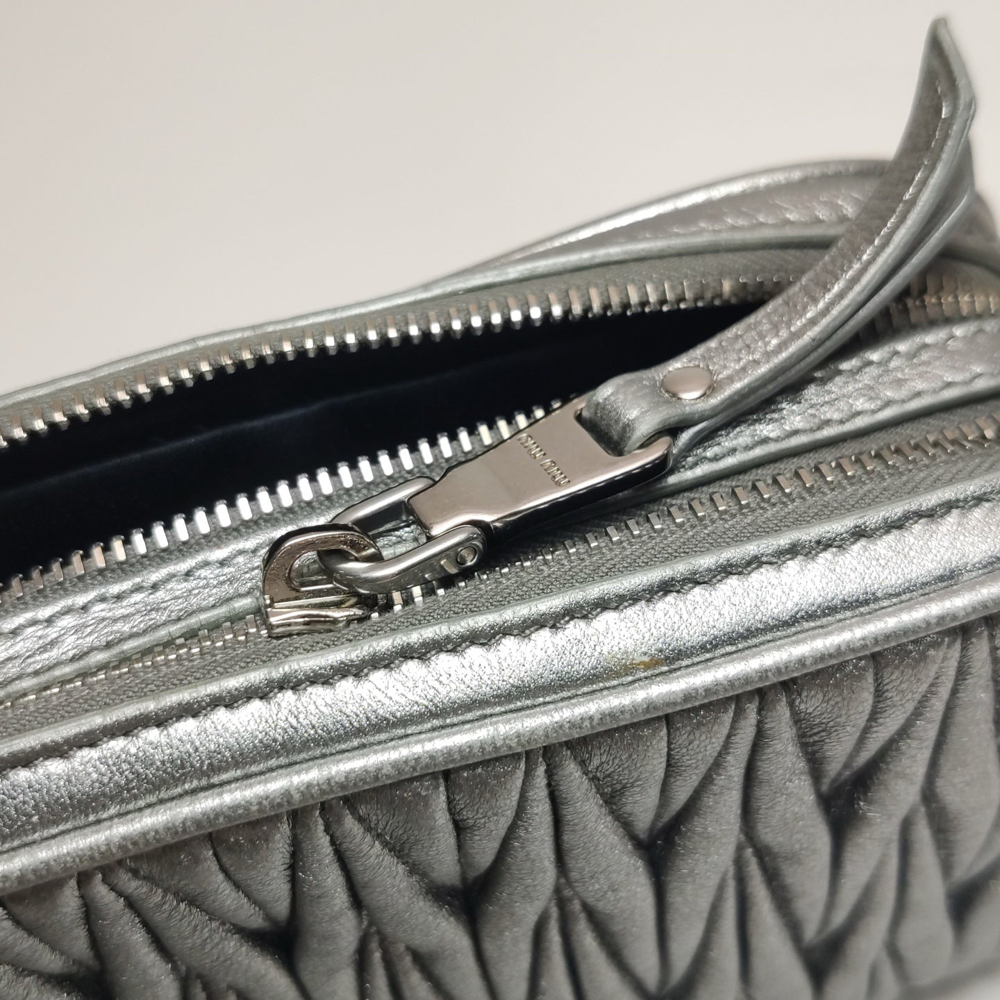 Miu Miu - Other - Leather - Silver - (mini)
